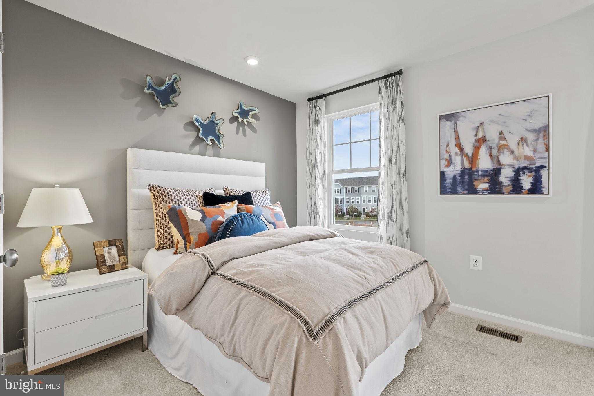 364 Anthem St photo 88