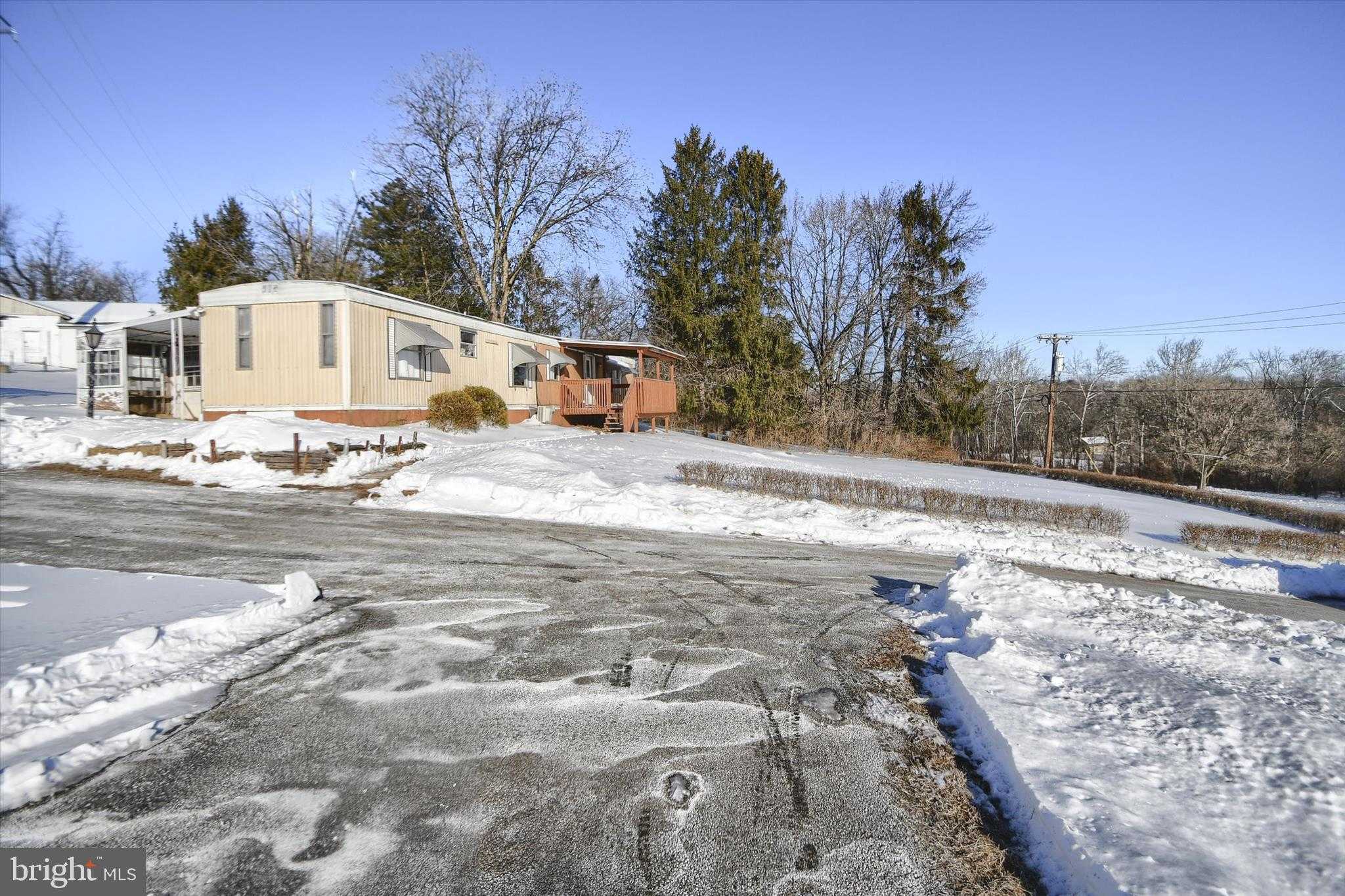 828 Spring City Rd photo 2