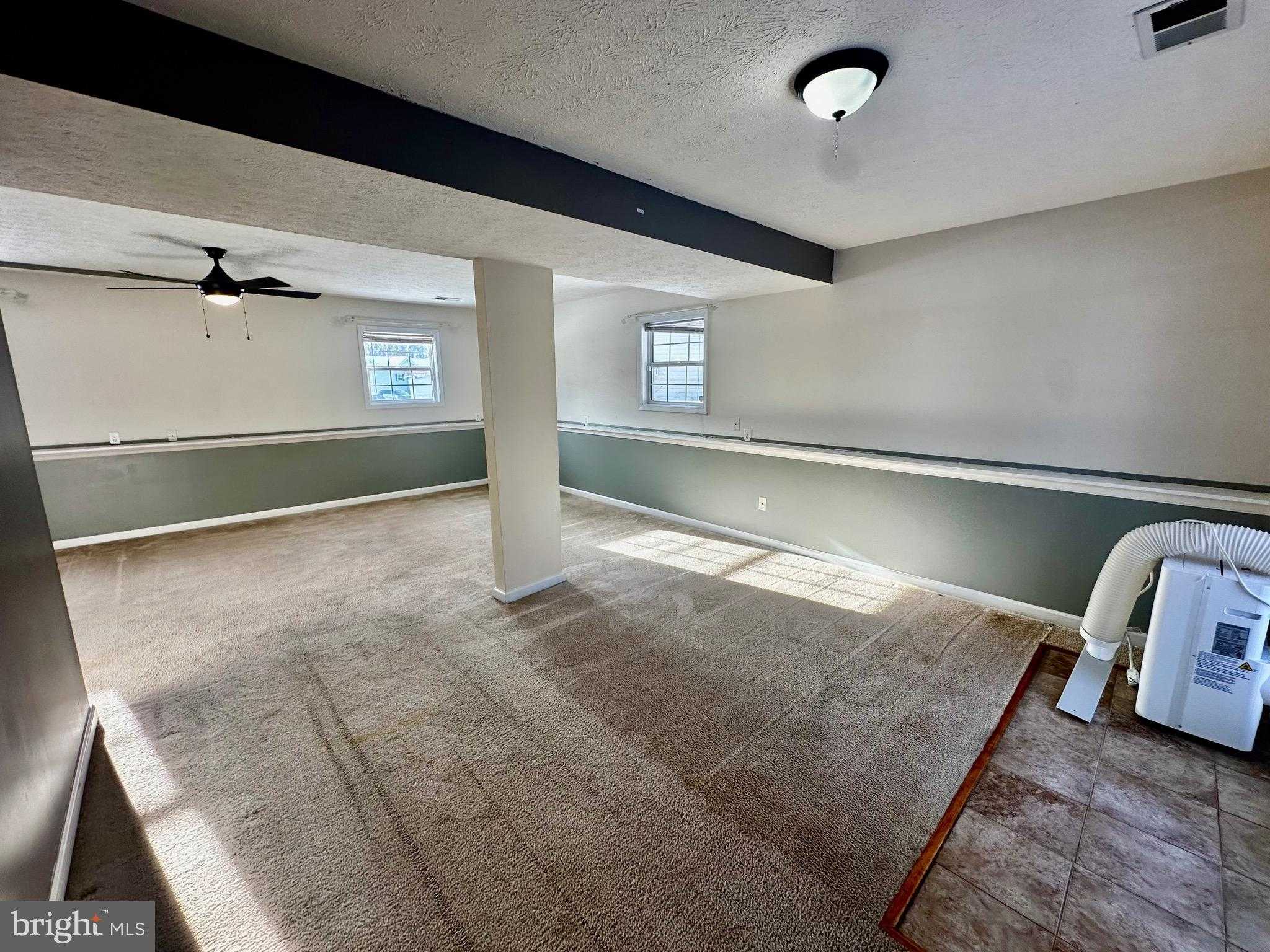 385 Longwood Dr photo 21