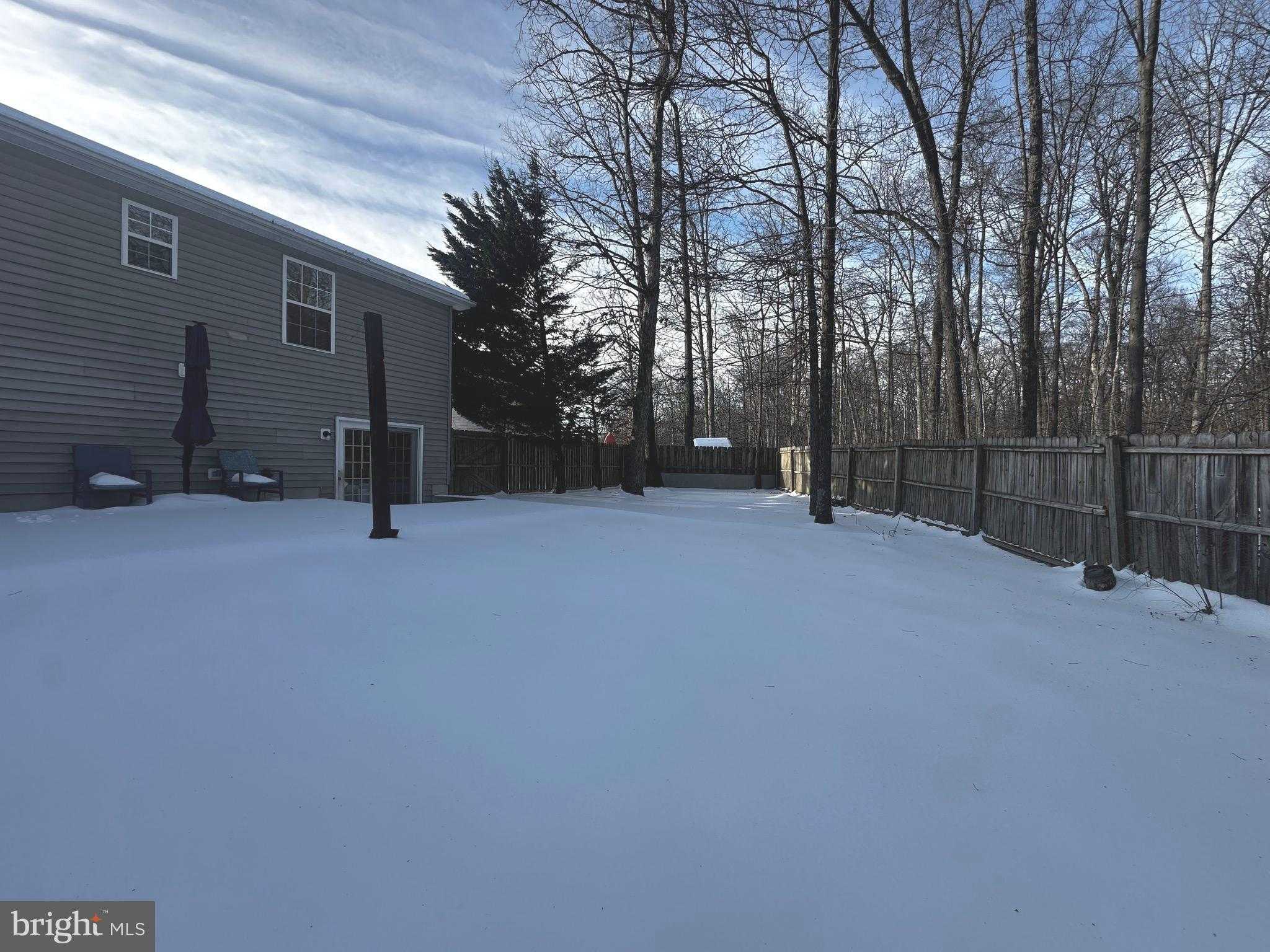 385 Longwood Dr photo 26