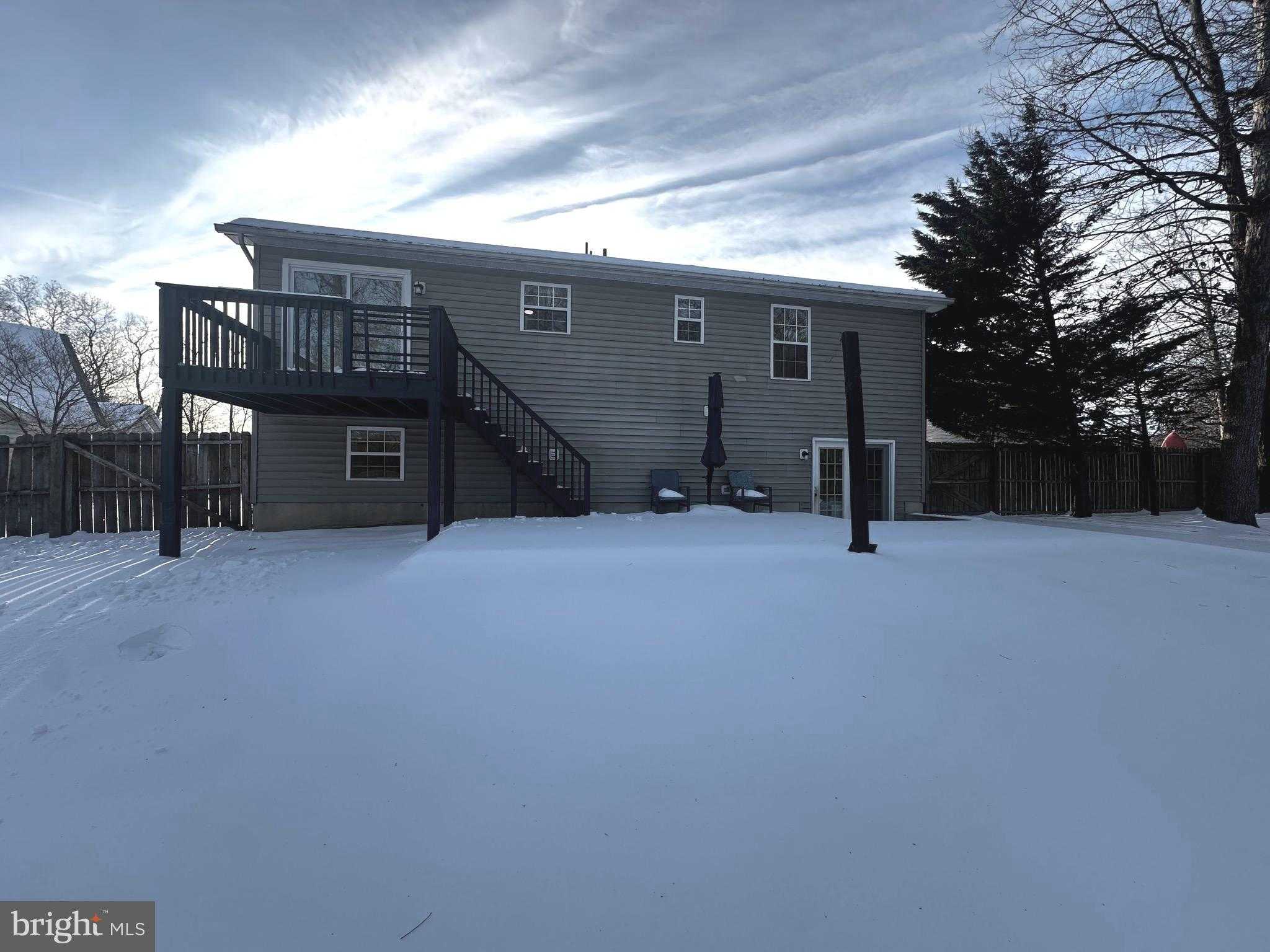 385 Longwood Dr photo 27