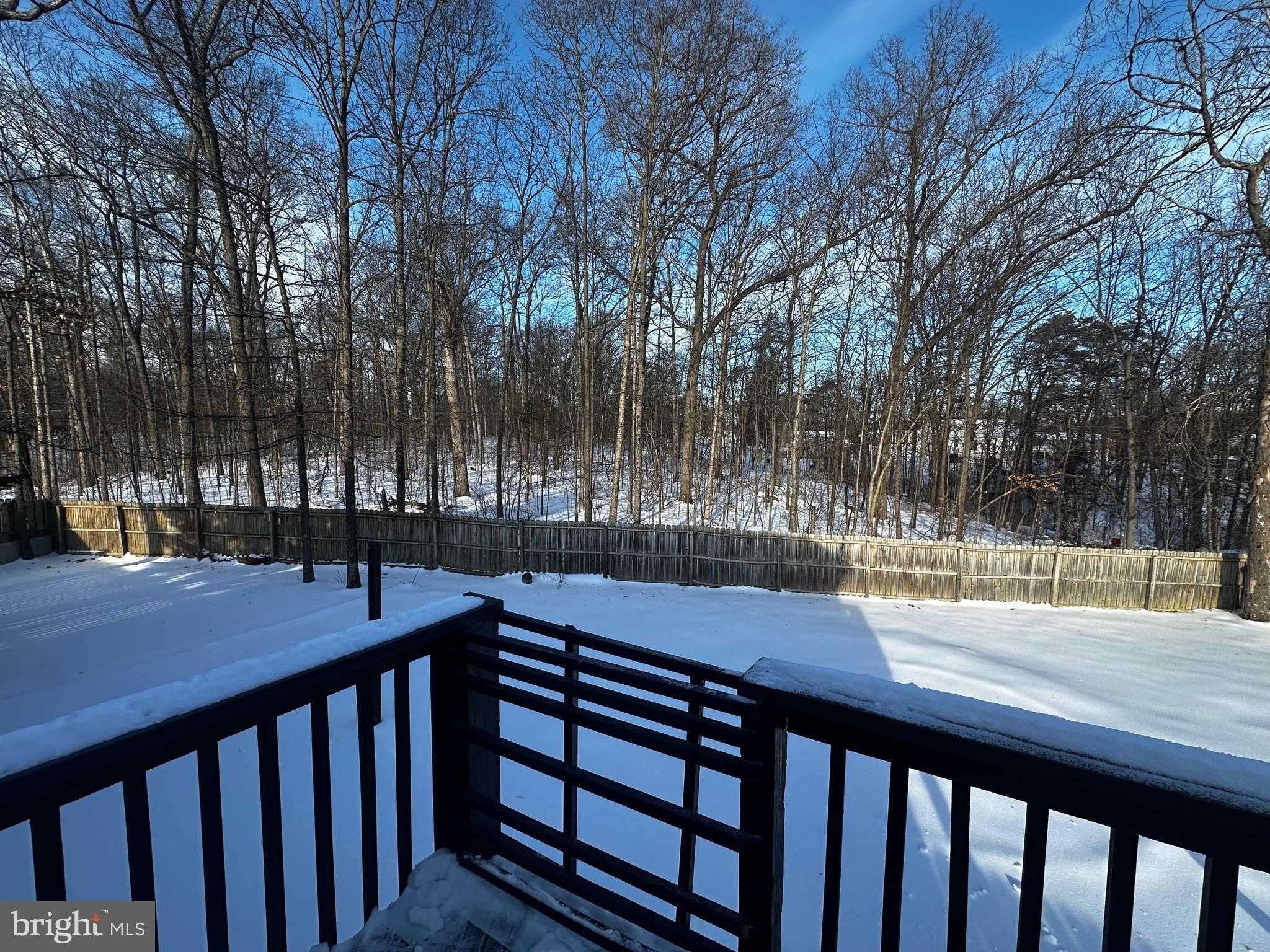 385 Longwood Dr photo 28