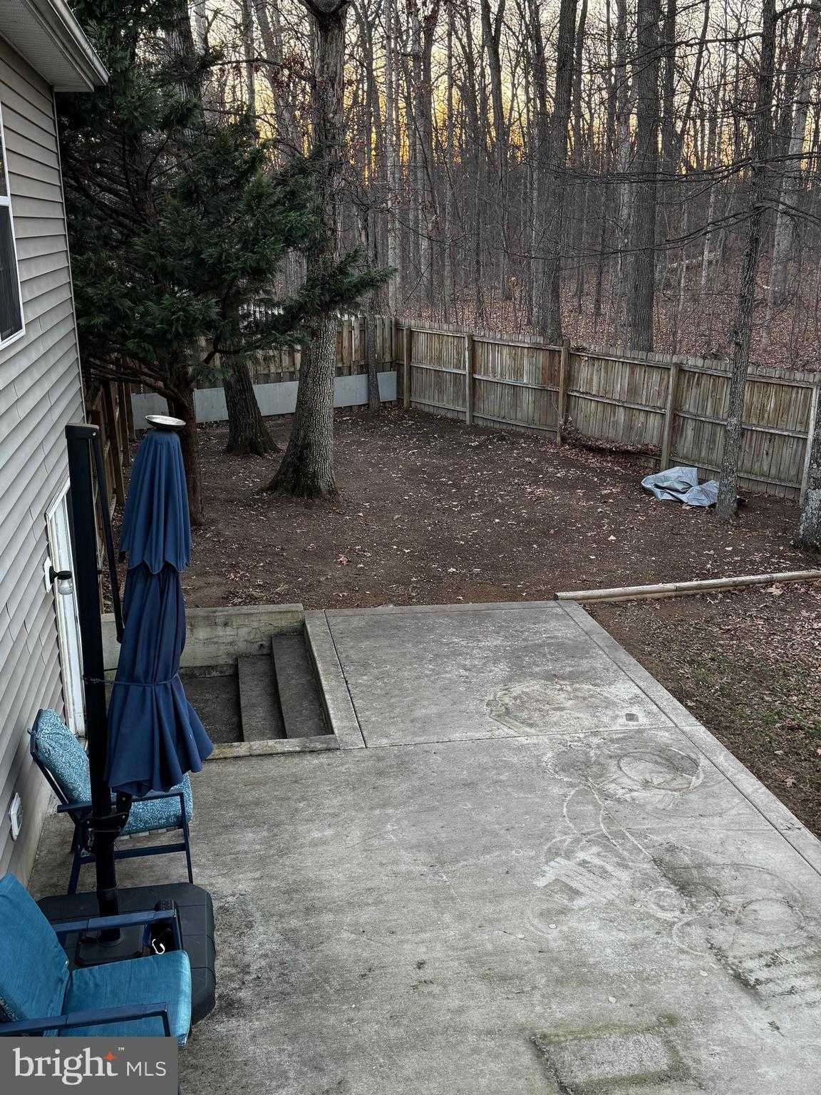 385 Longwood Dr photo 32