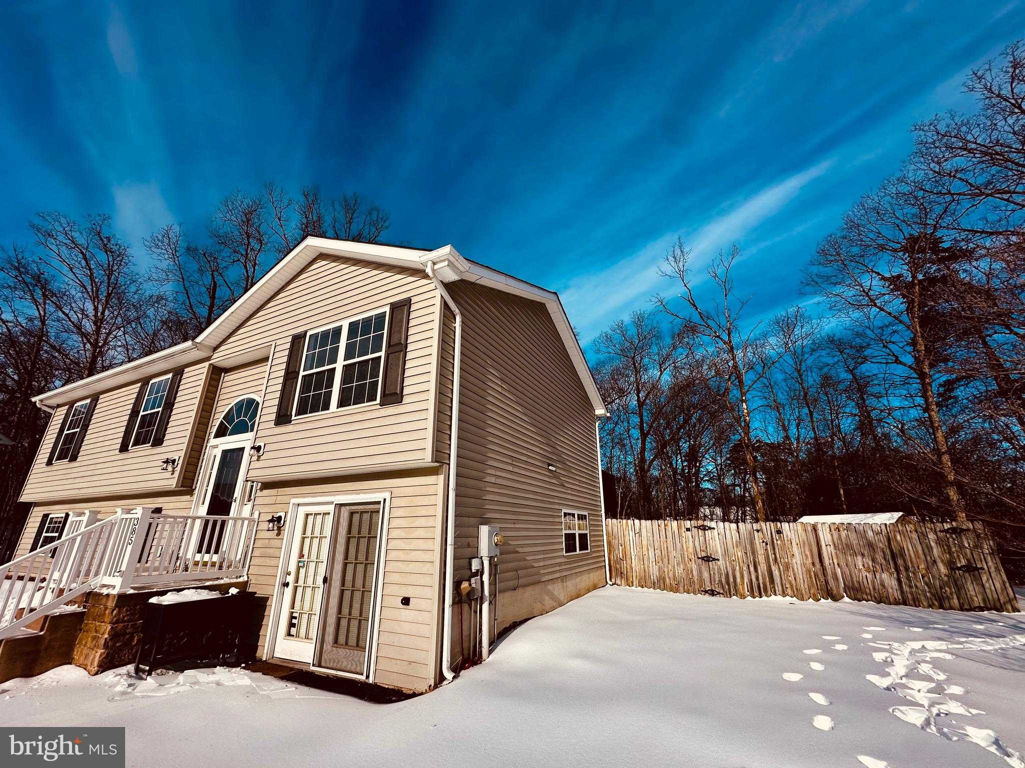 385 Longwood Dr photo 5