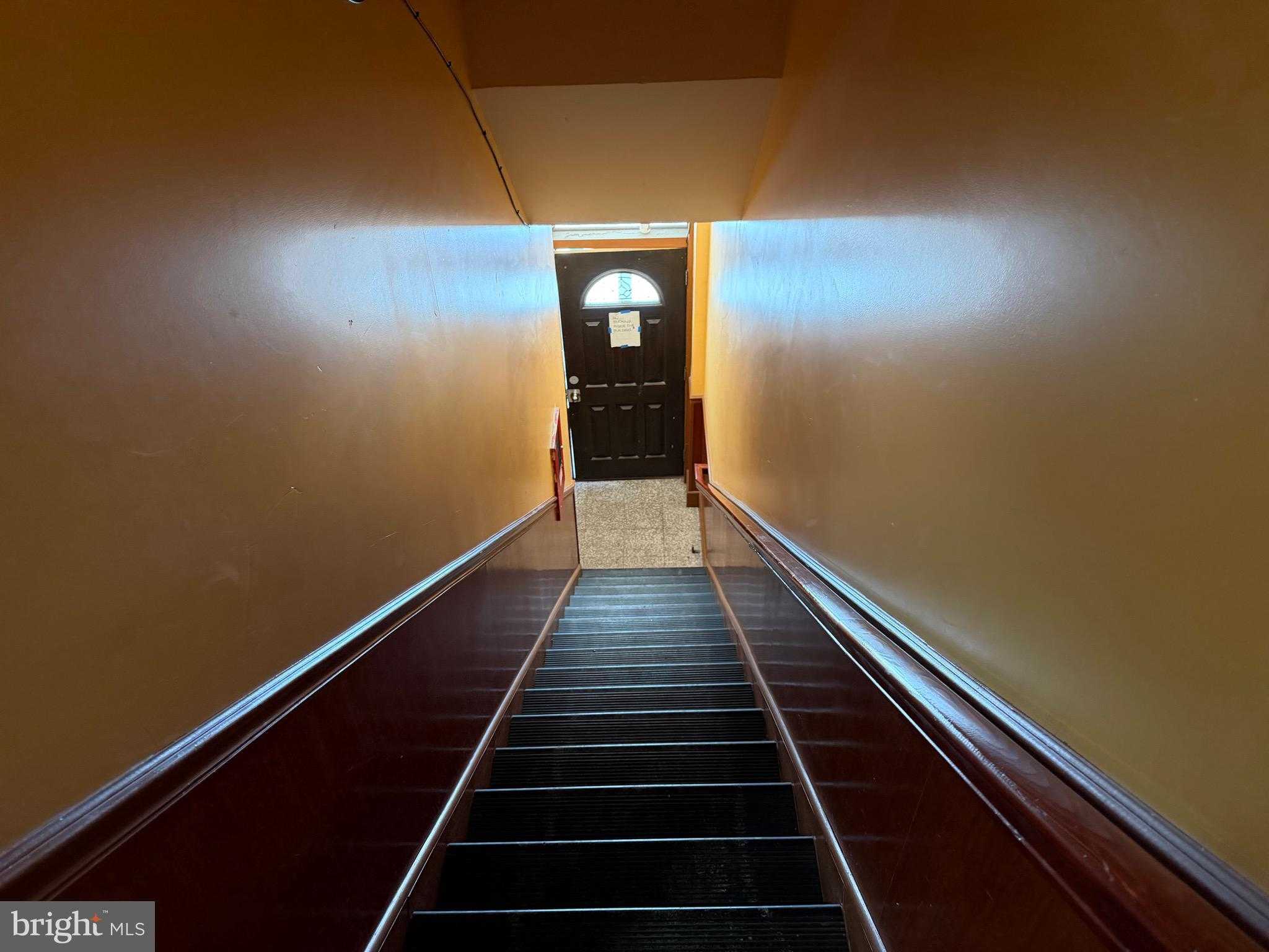 1222 N Carlisle St photo 2