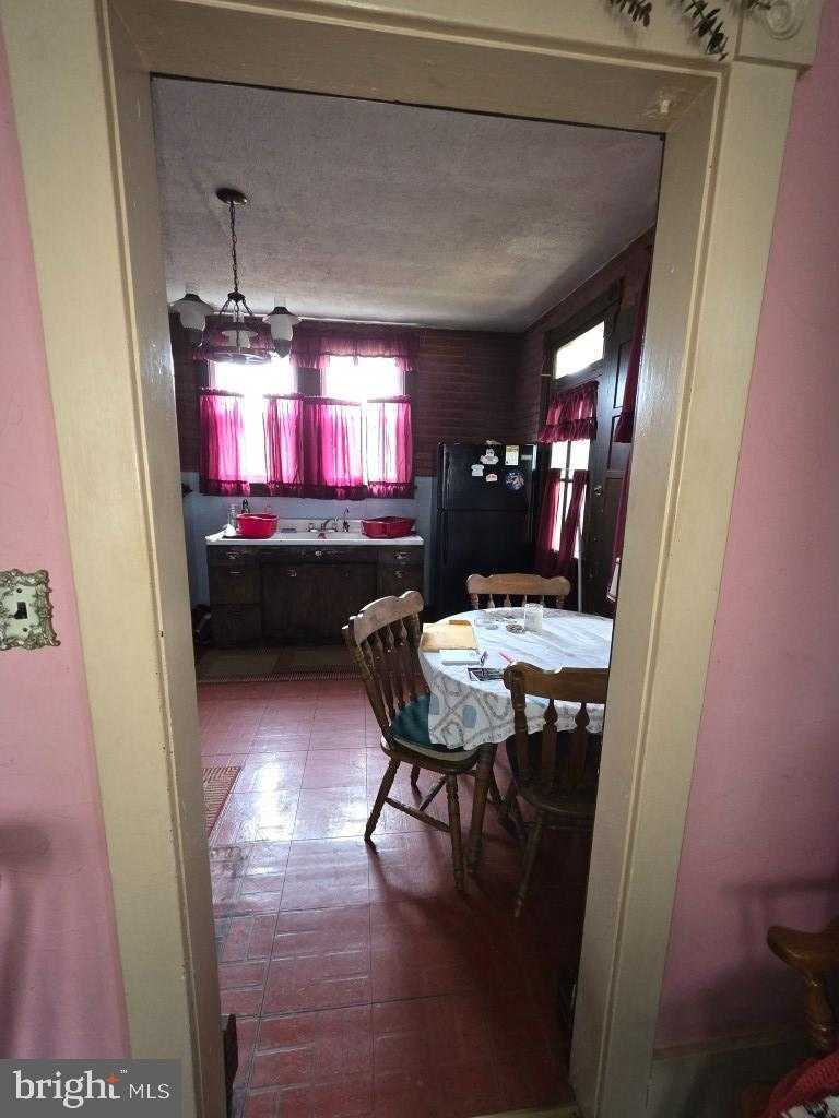 132 Mayfair Rd photo 15