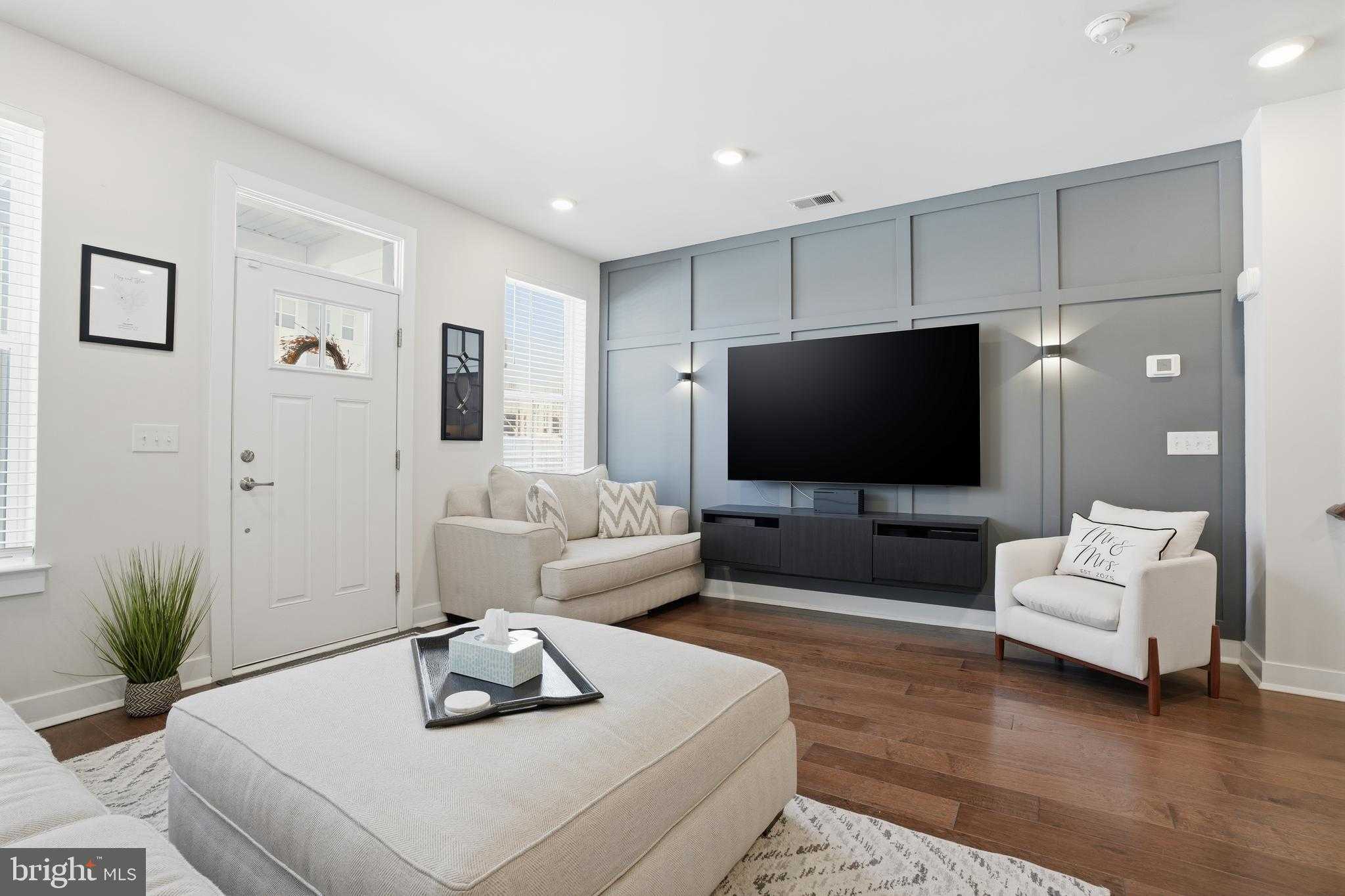 925 Anvil CT photo 7