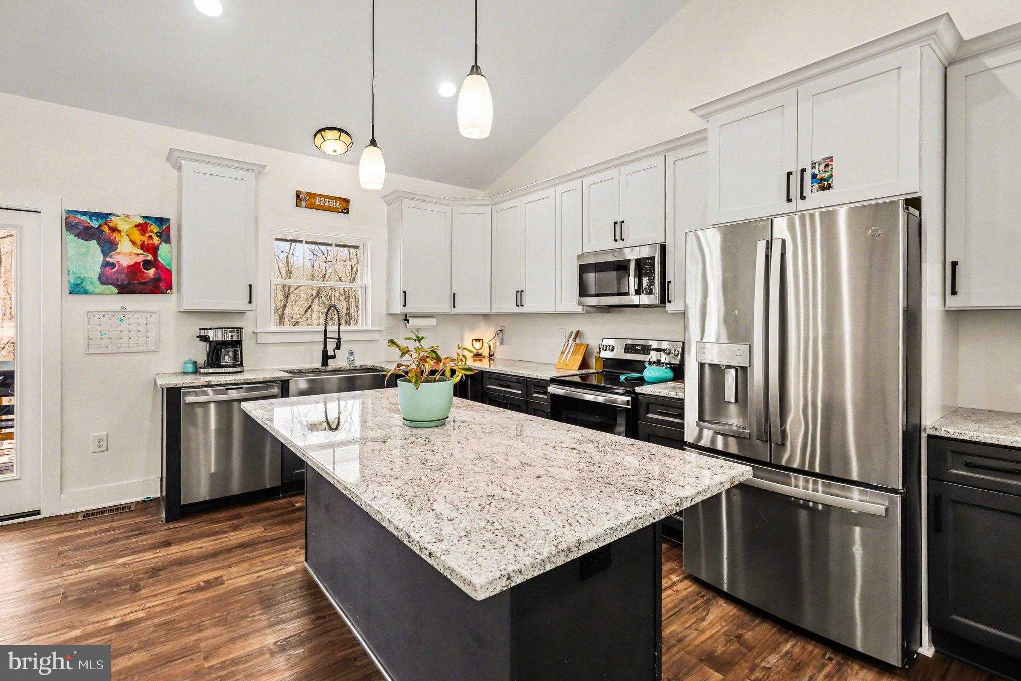 2724 Patriot Ln photo 5