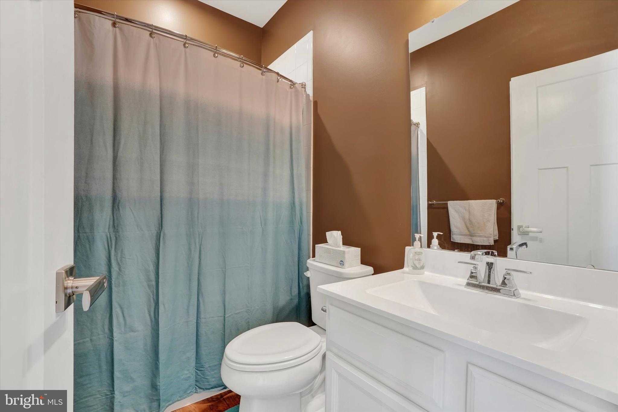 1154 Rosecroft Ln photo 20