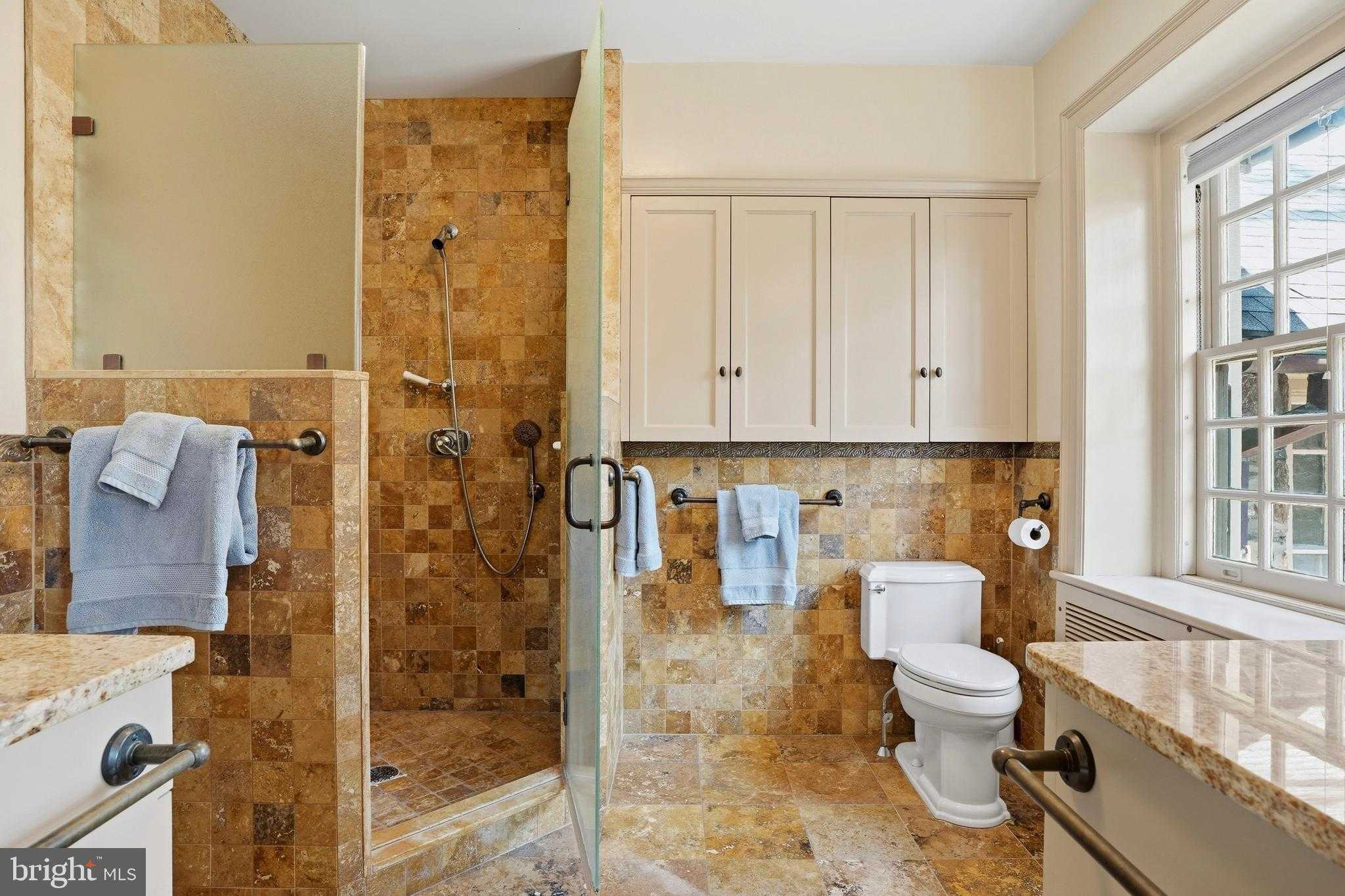 628 W Hortter St photo 21