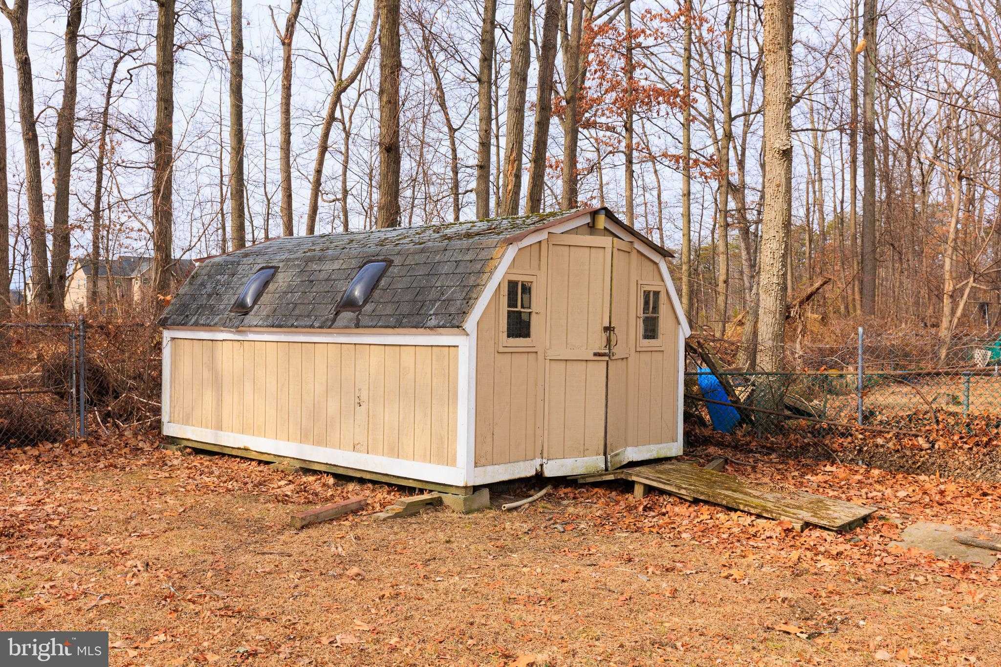 7511 Montevideo CT photo 32