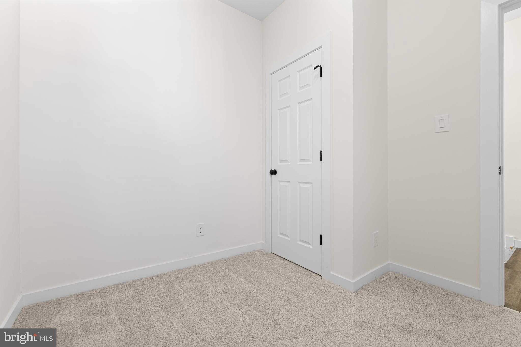 3921 Pennsgrove St photo 33