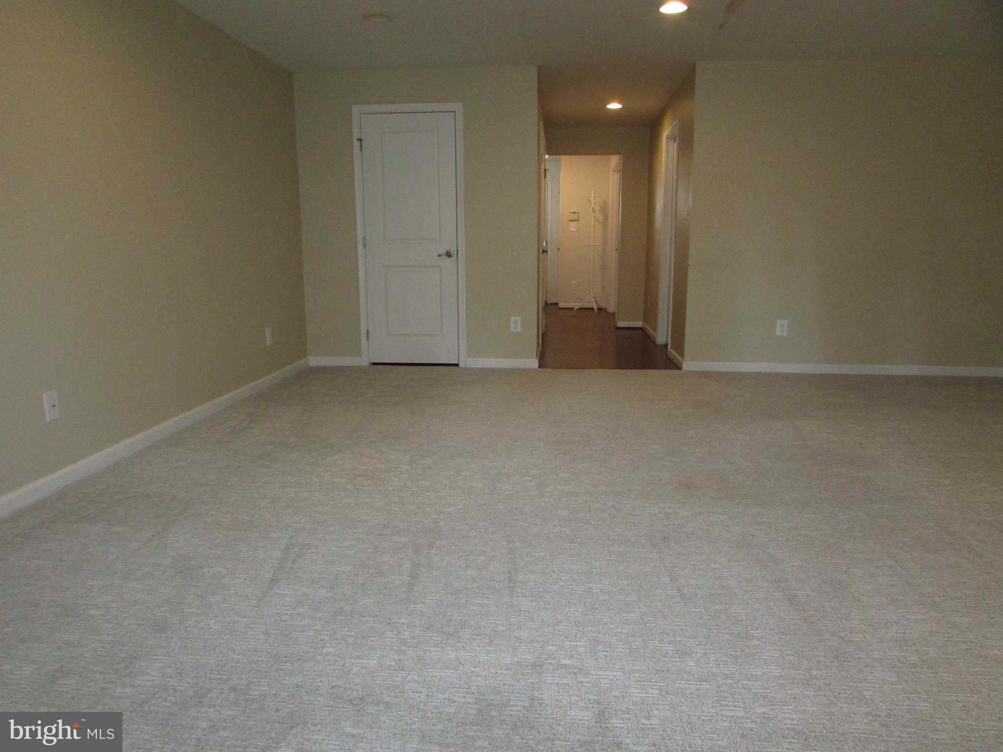 7906 Erinvale Ln photo 18