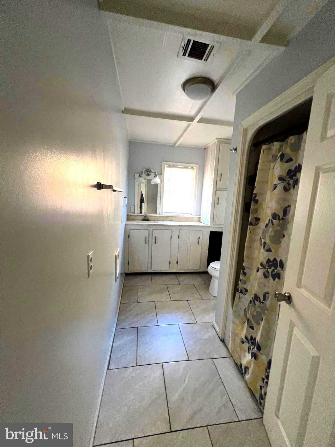 7934 N River Rd photo 31