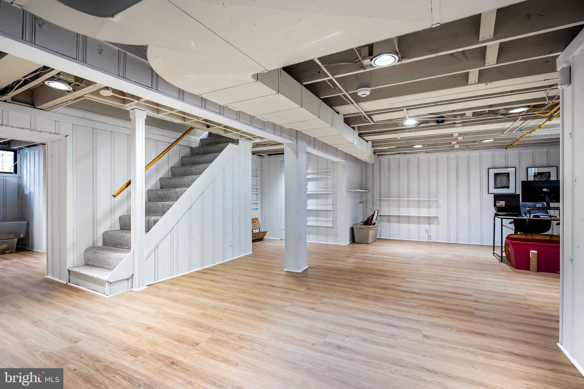 5911 Meadowood Rd photo 38