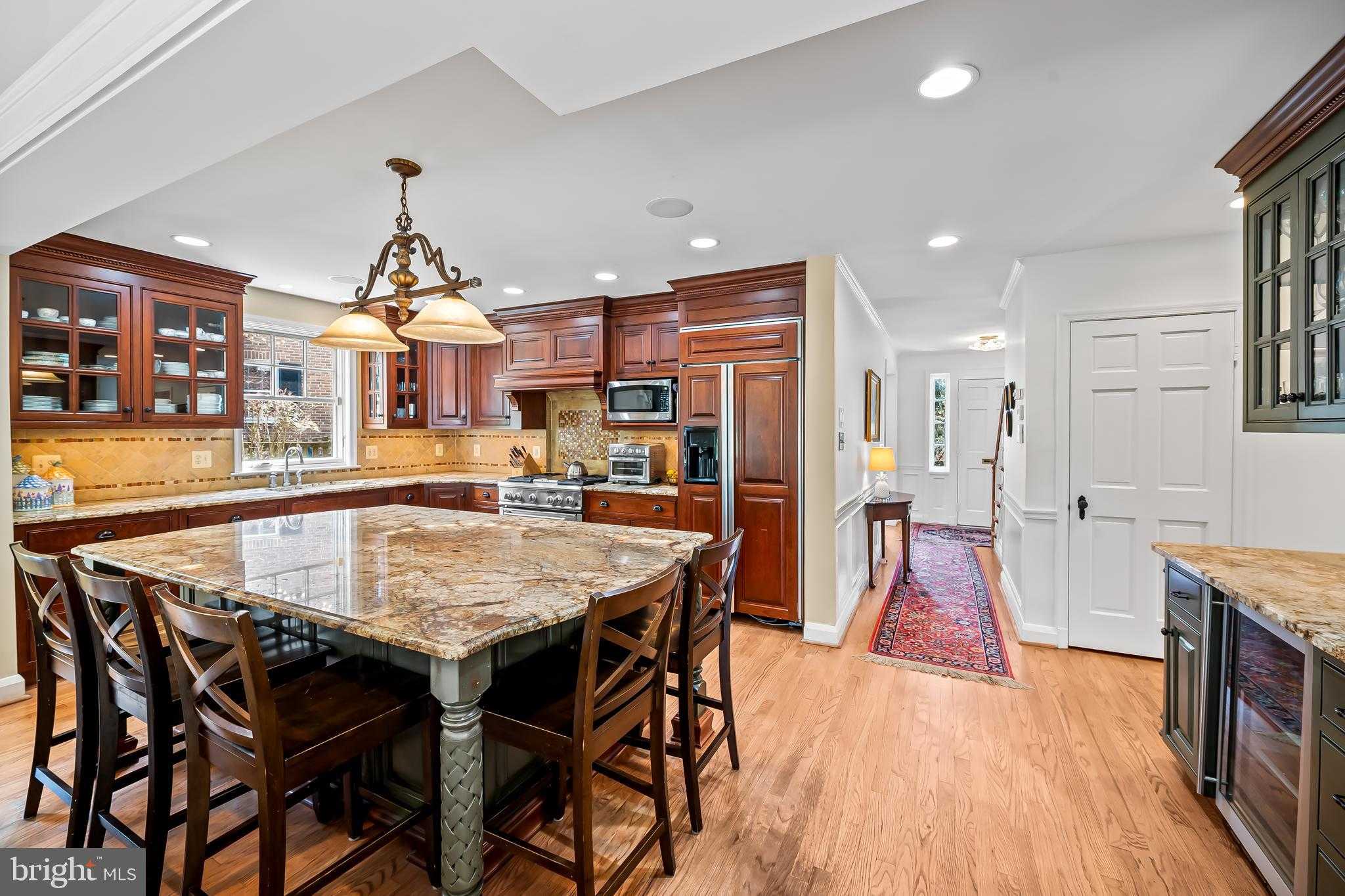 5911 Meadowood Rd photo 7