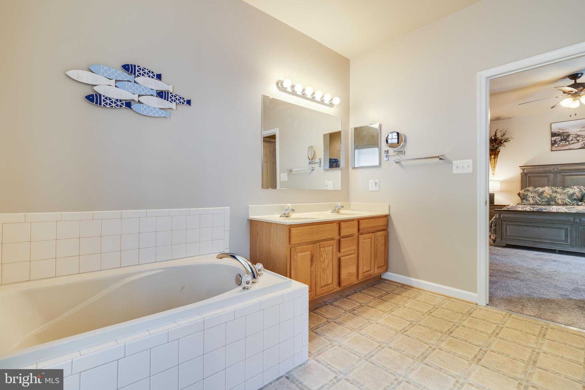 16077 Cobb Island Rd photo 29