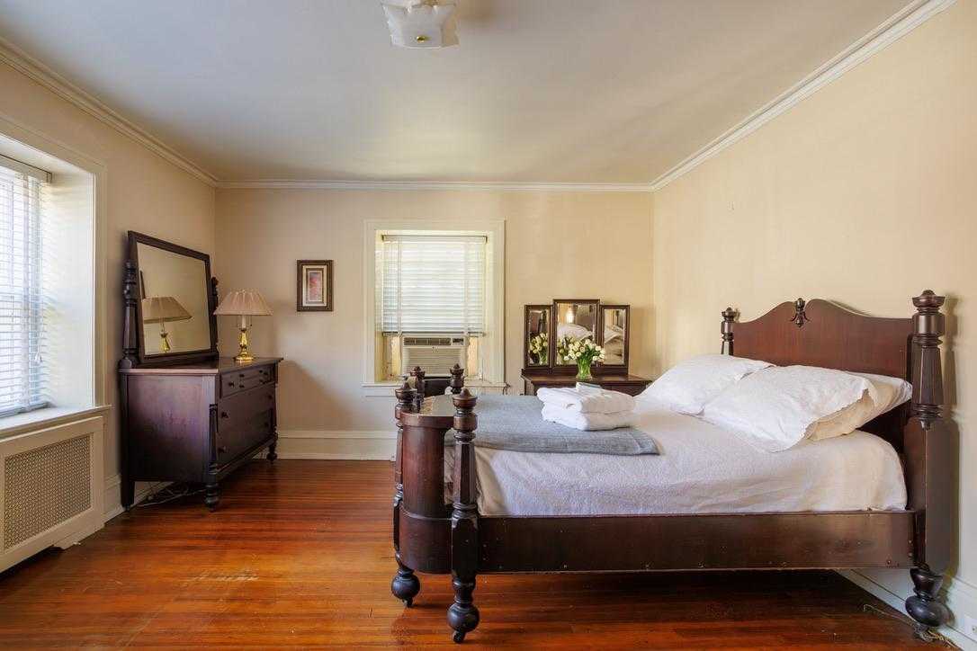 6710 Lincoln Dr photo 26