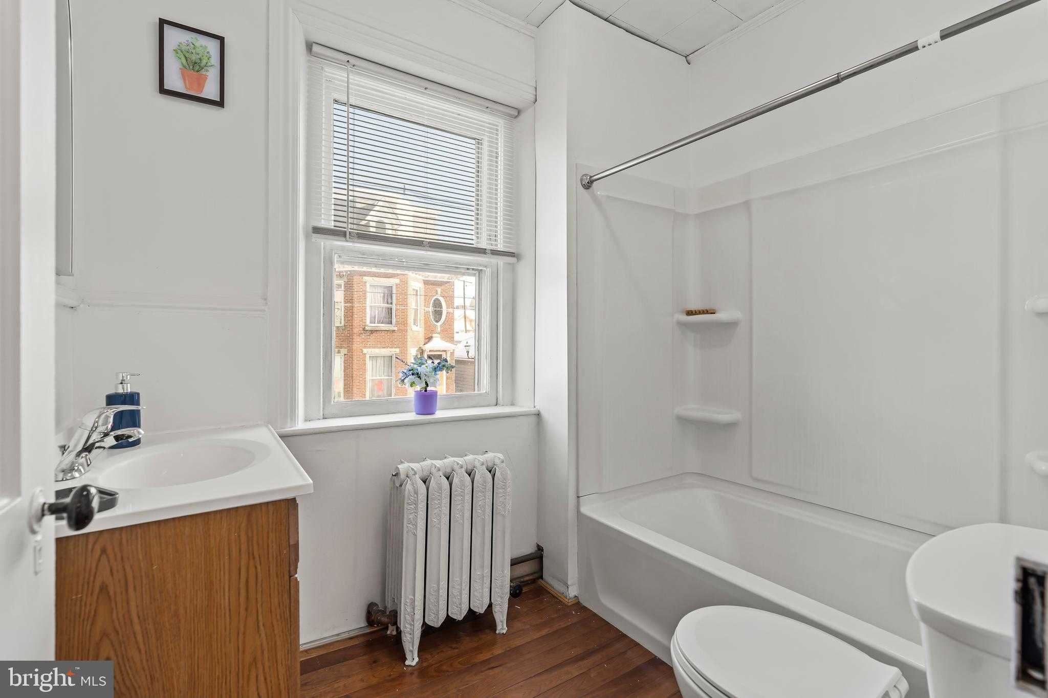 148 N Carlisle St photo 37