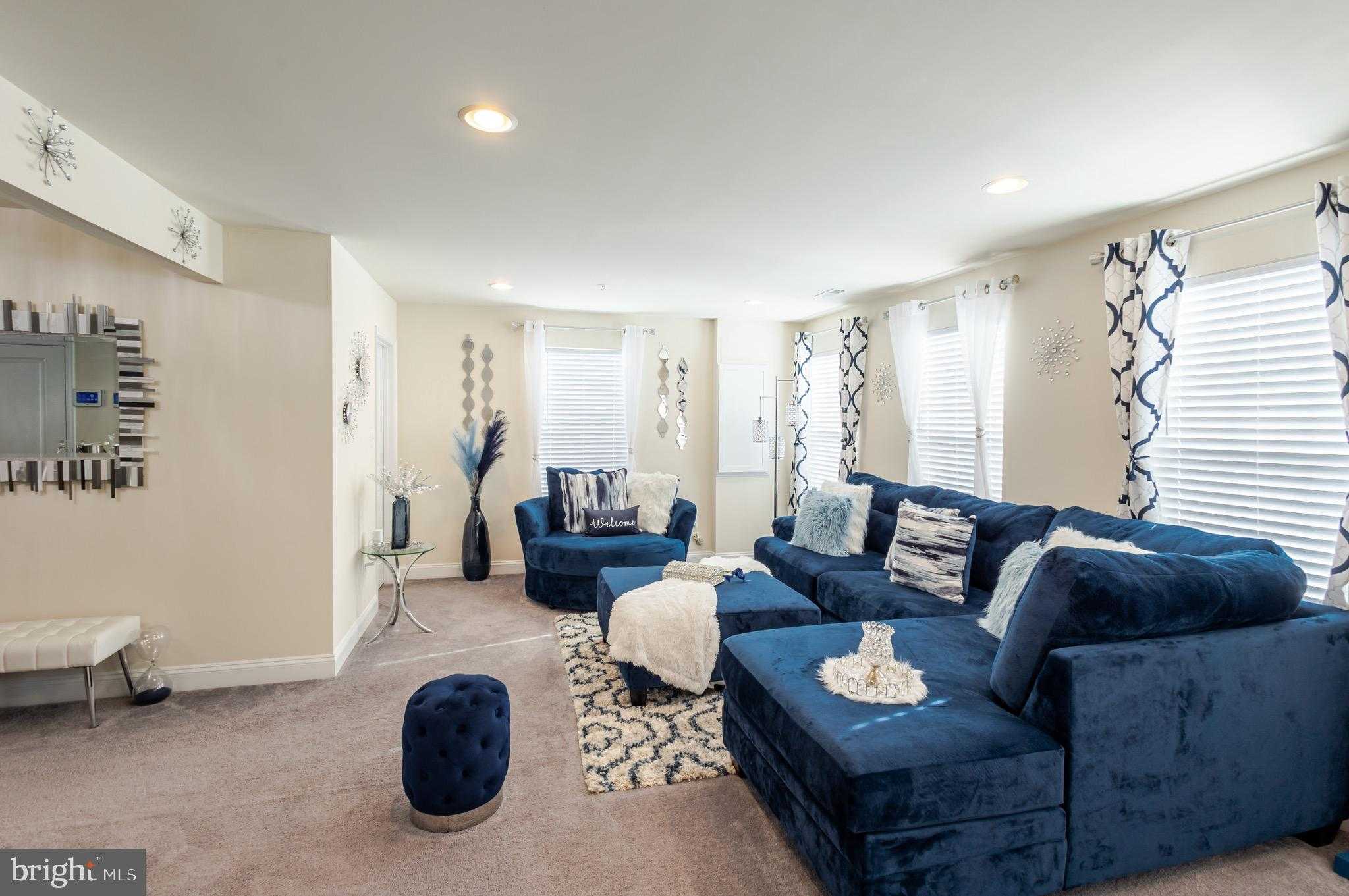 11391 Tolkien Ave photo 6