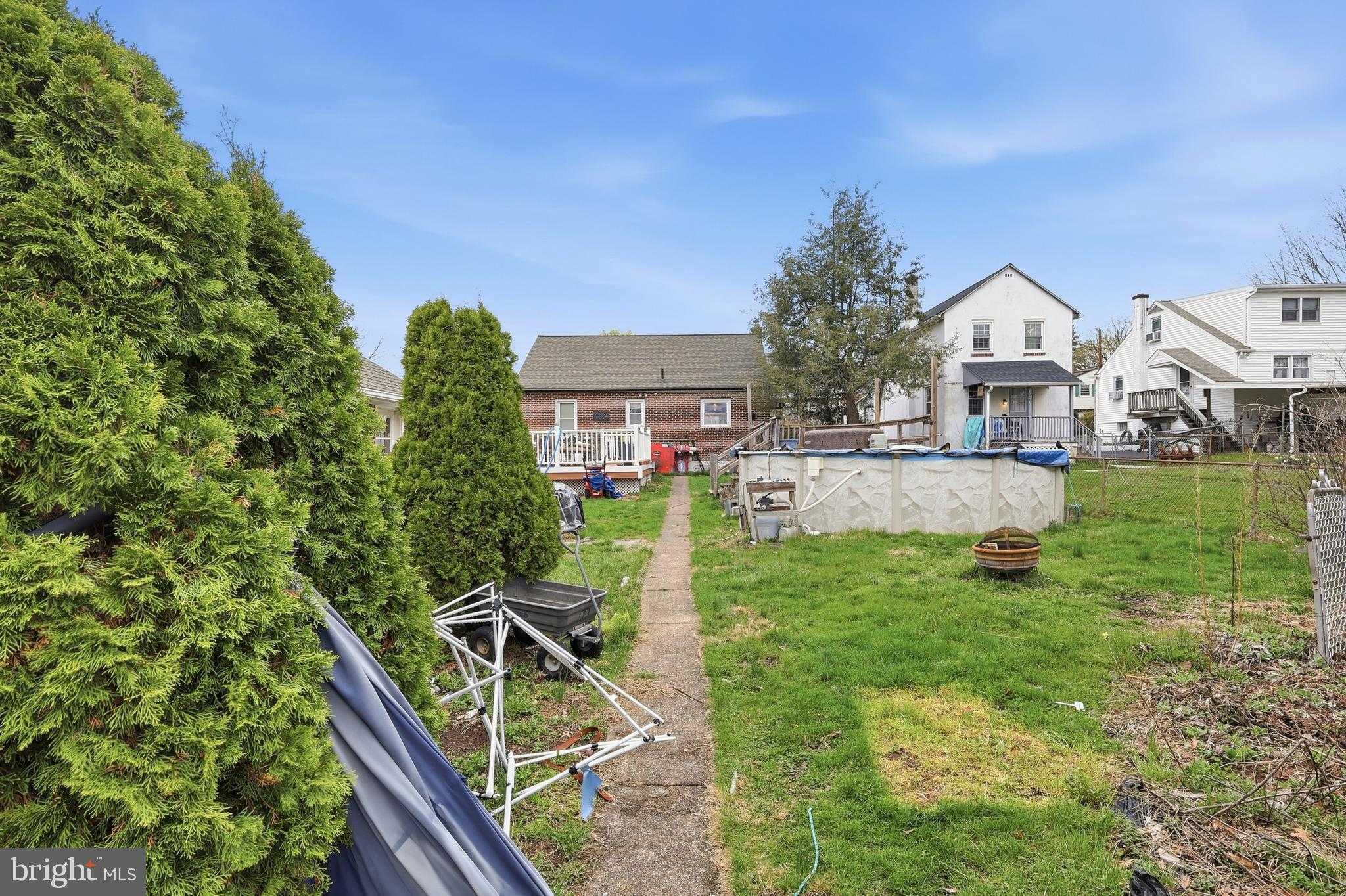 630 Willow St photo 10