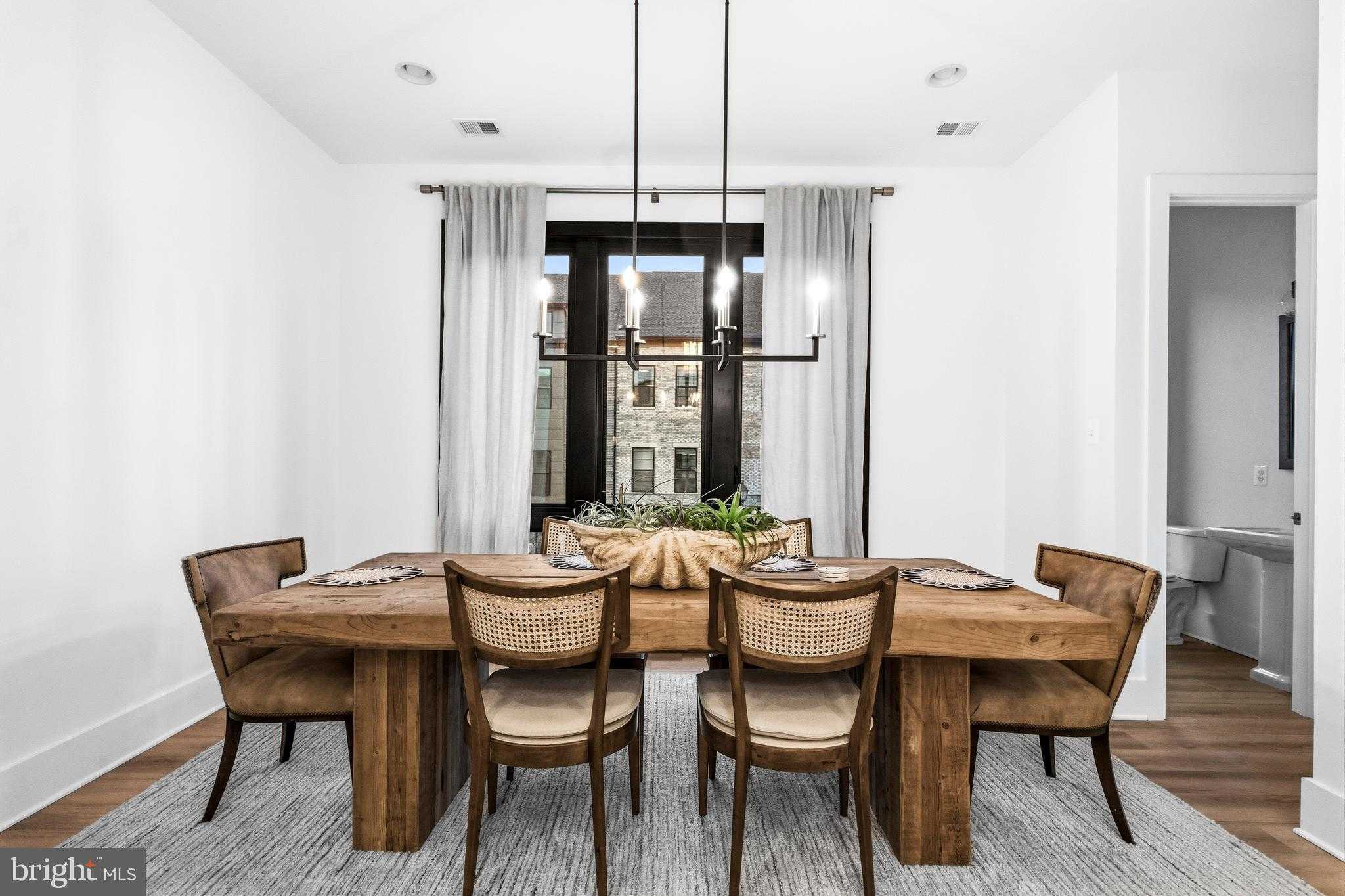 14936 Dispatch St photo 13