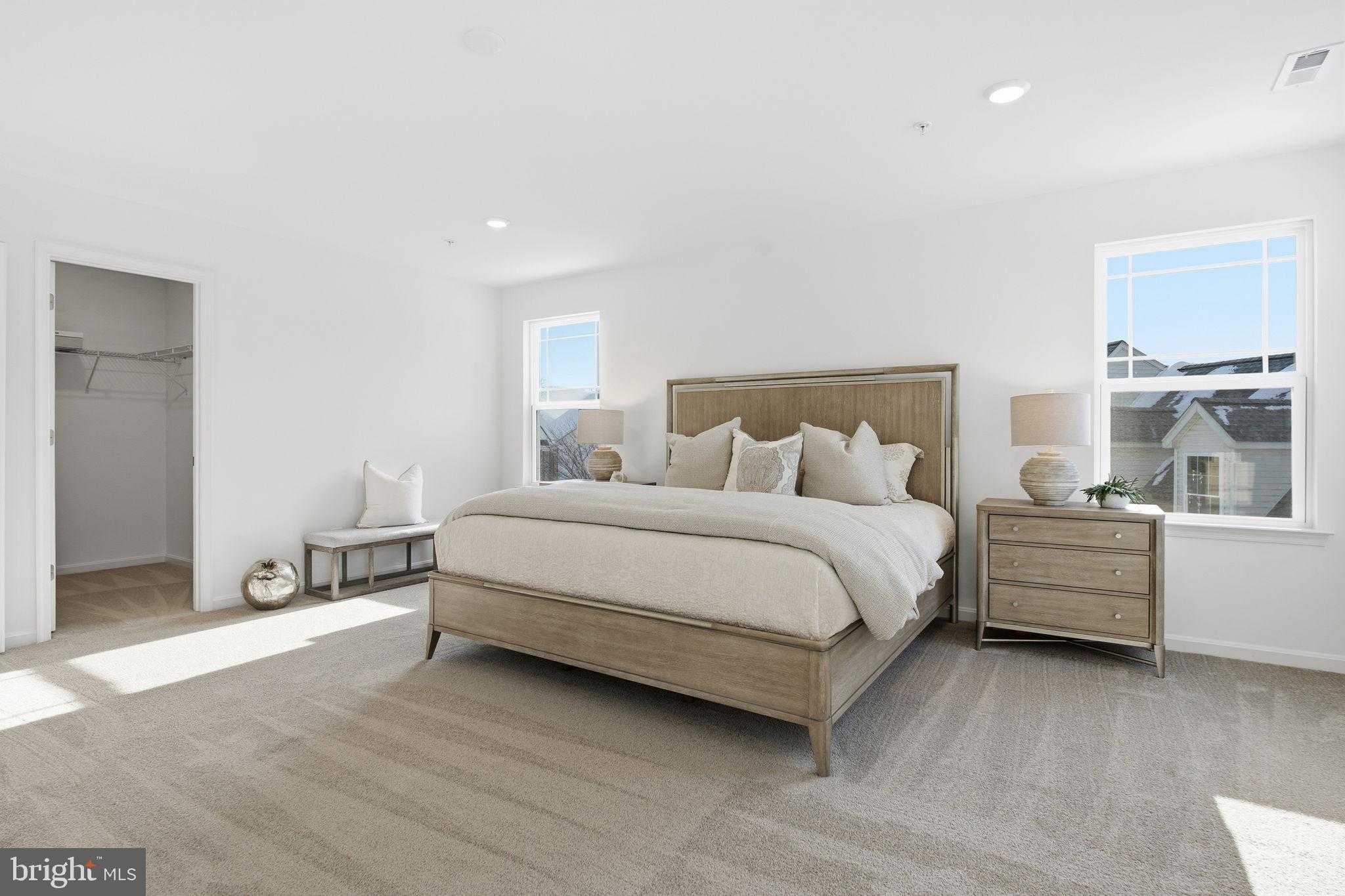 617 Loring Ave photo 23