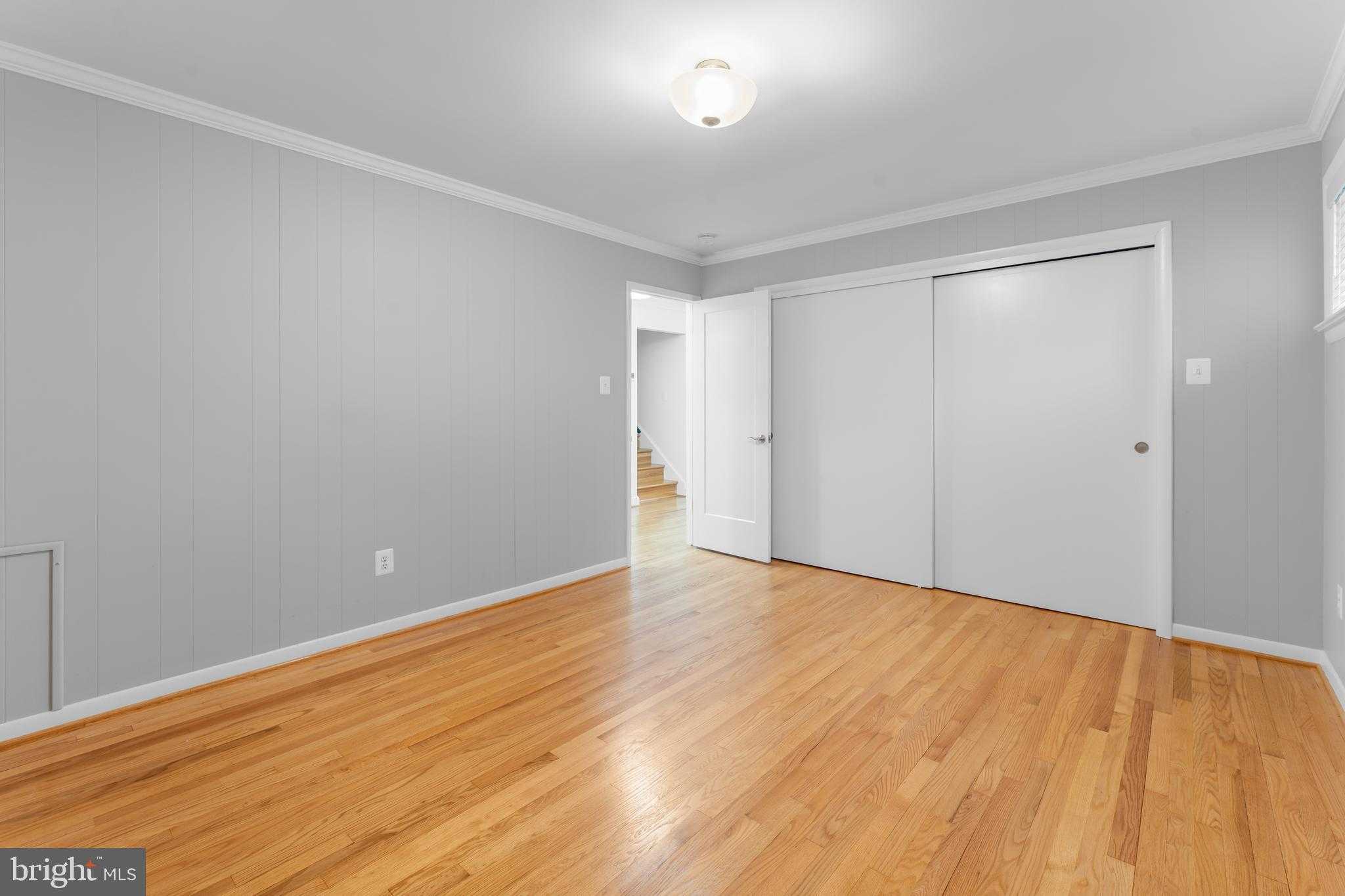 9410 Linden Ave photo 26