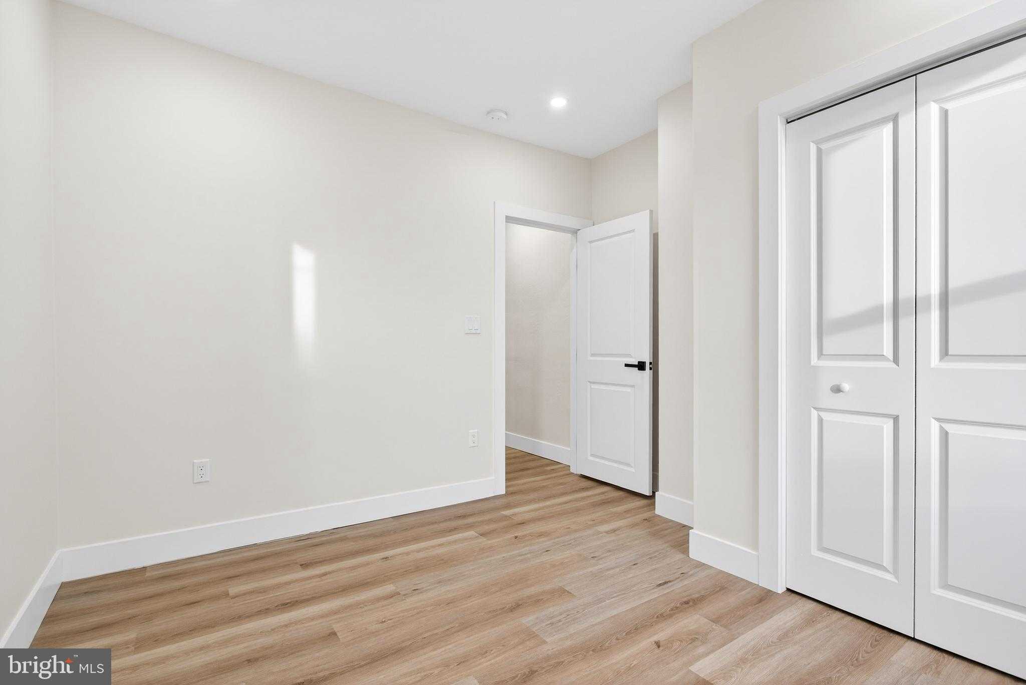 241 N Paxon St photo 14