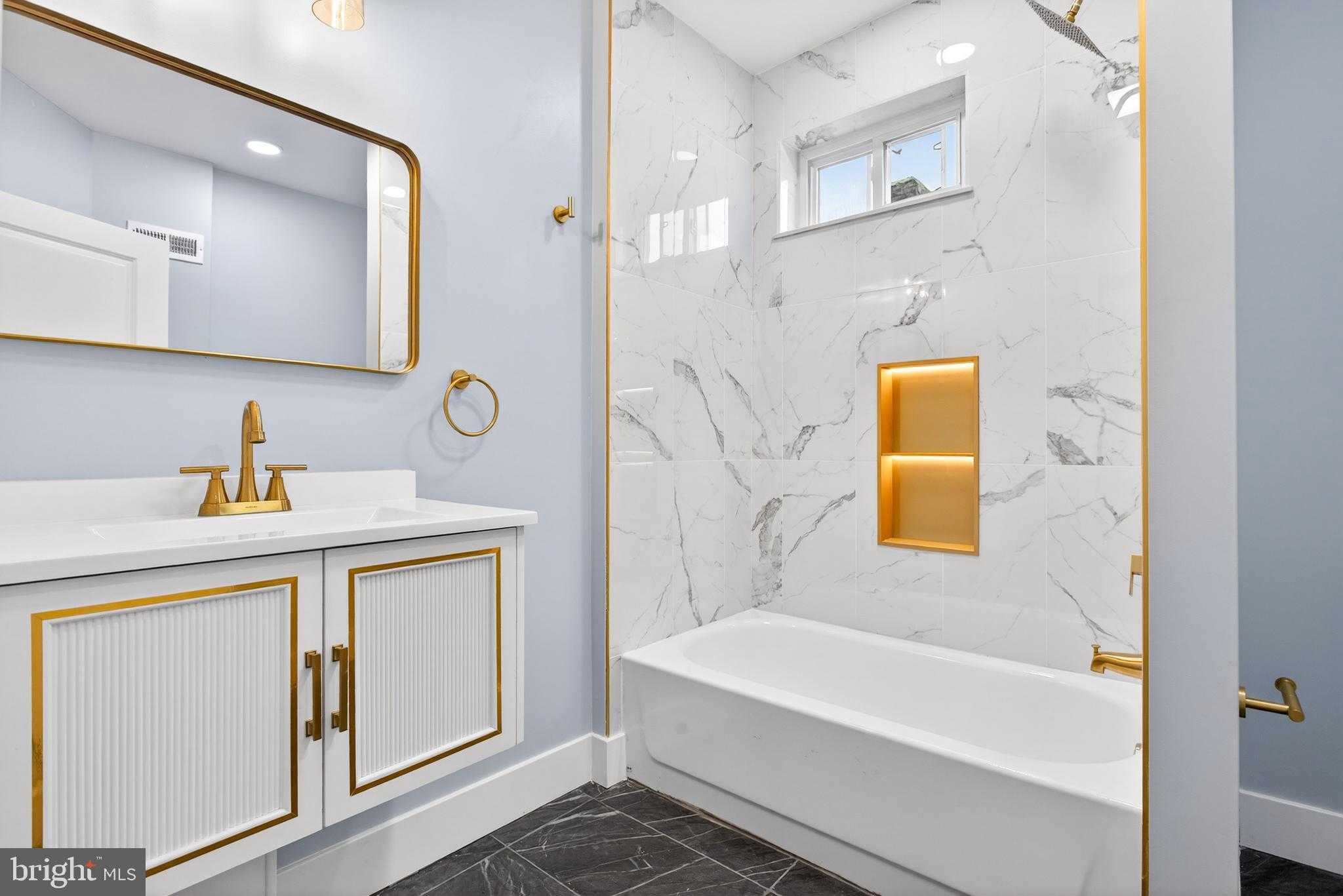 241 N Paxon St photo 15