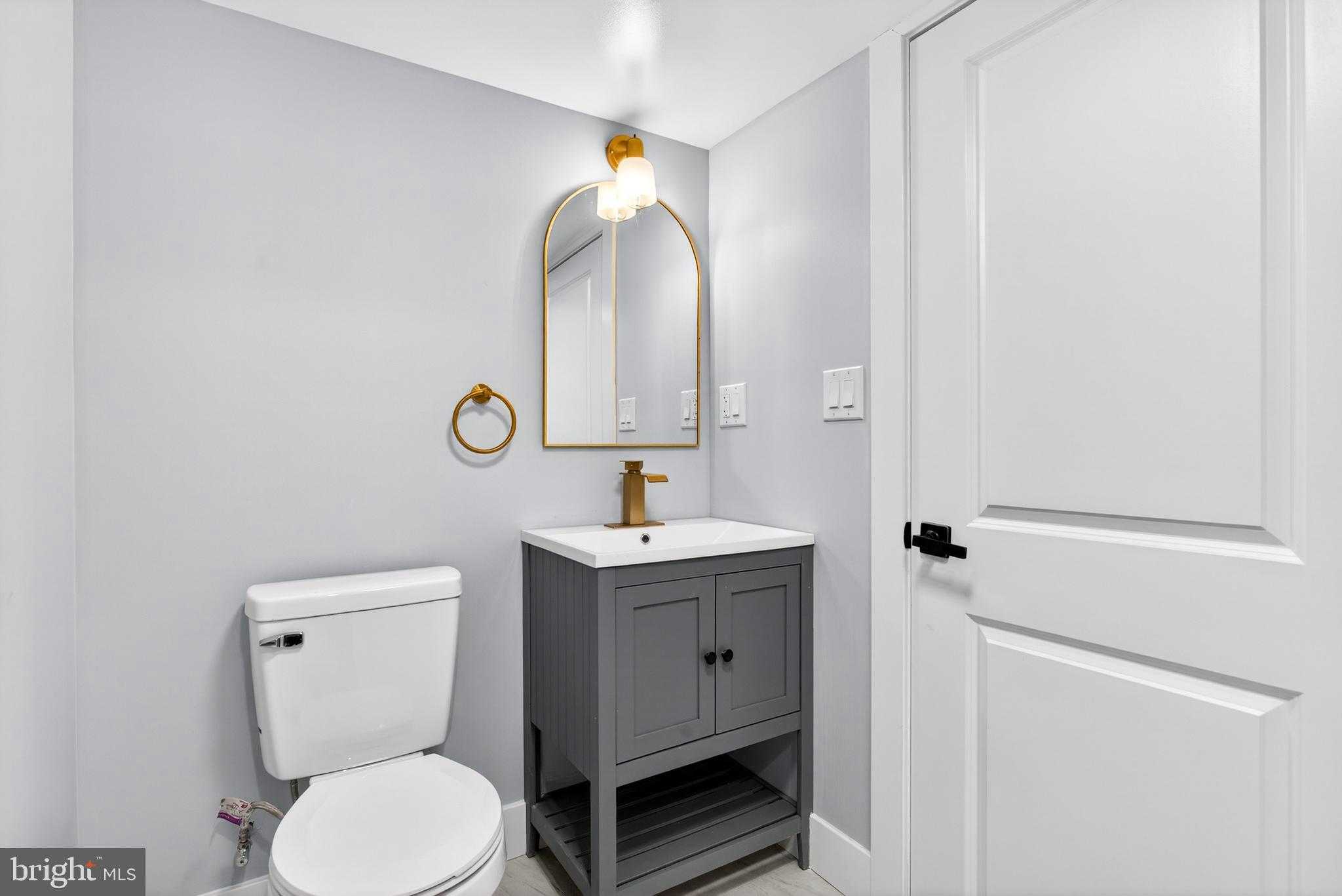 241 N Paxon St photo 24