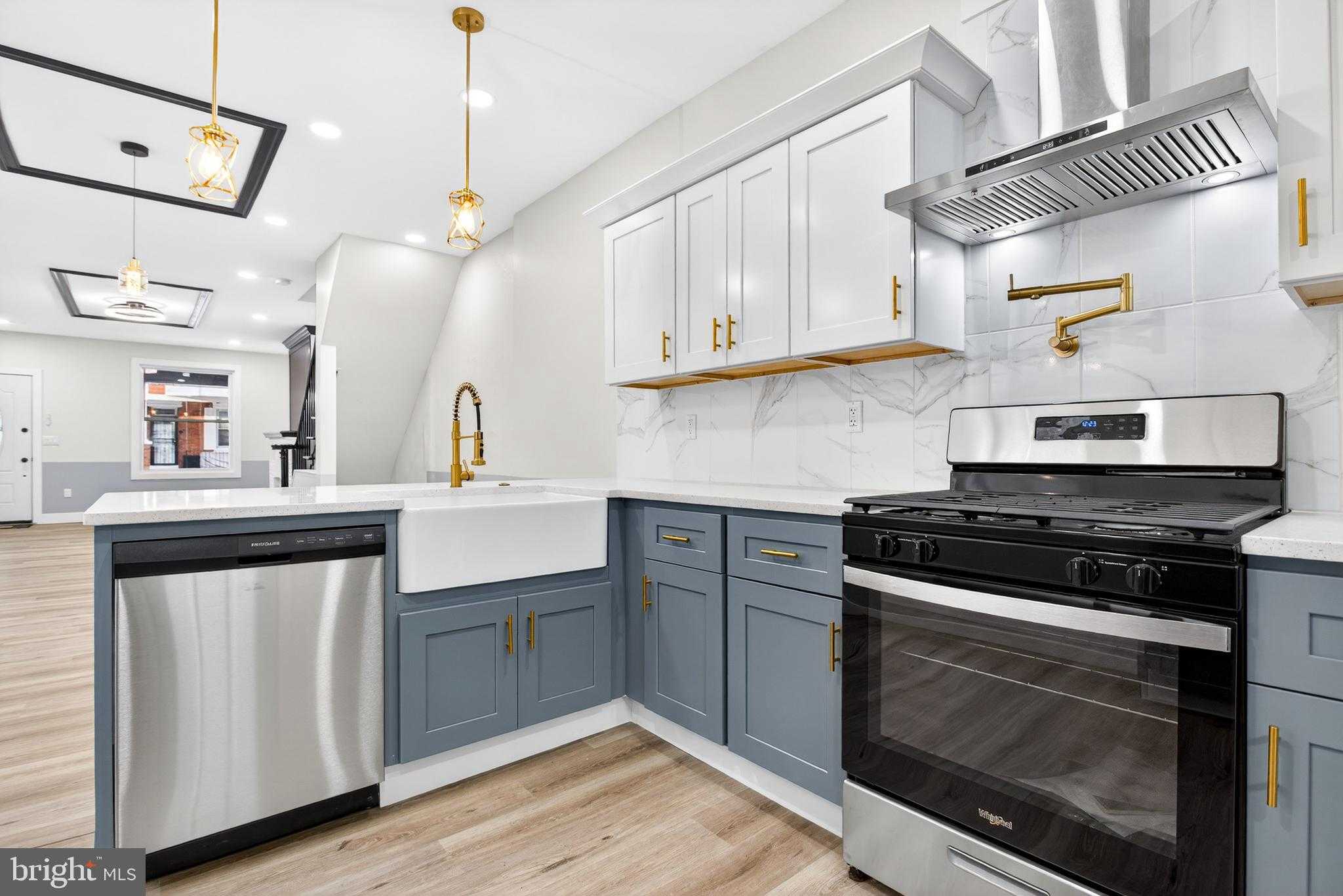 241 N Paxon St photo 9