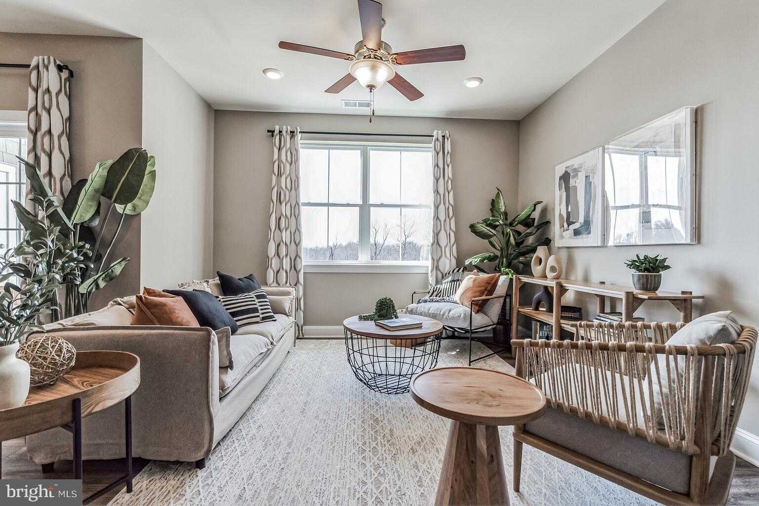 403 Bold Ruler CT Unit 304