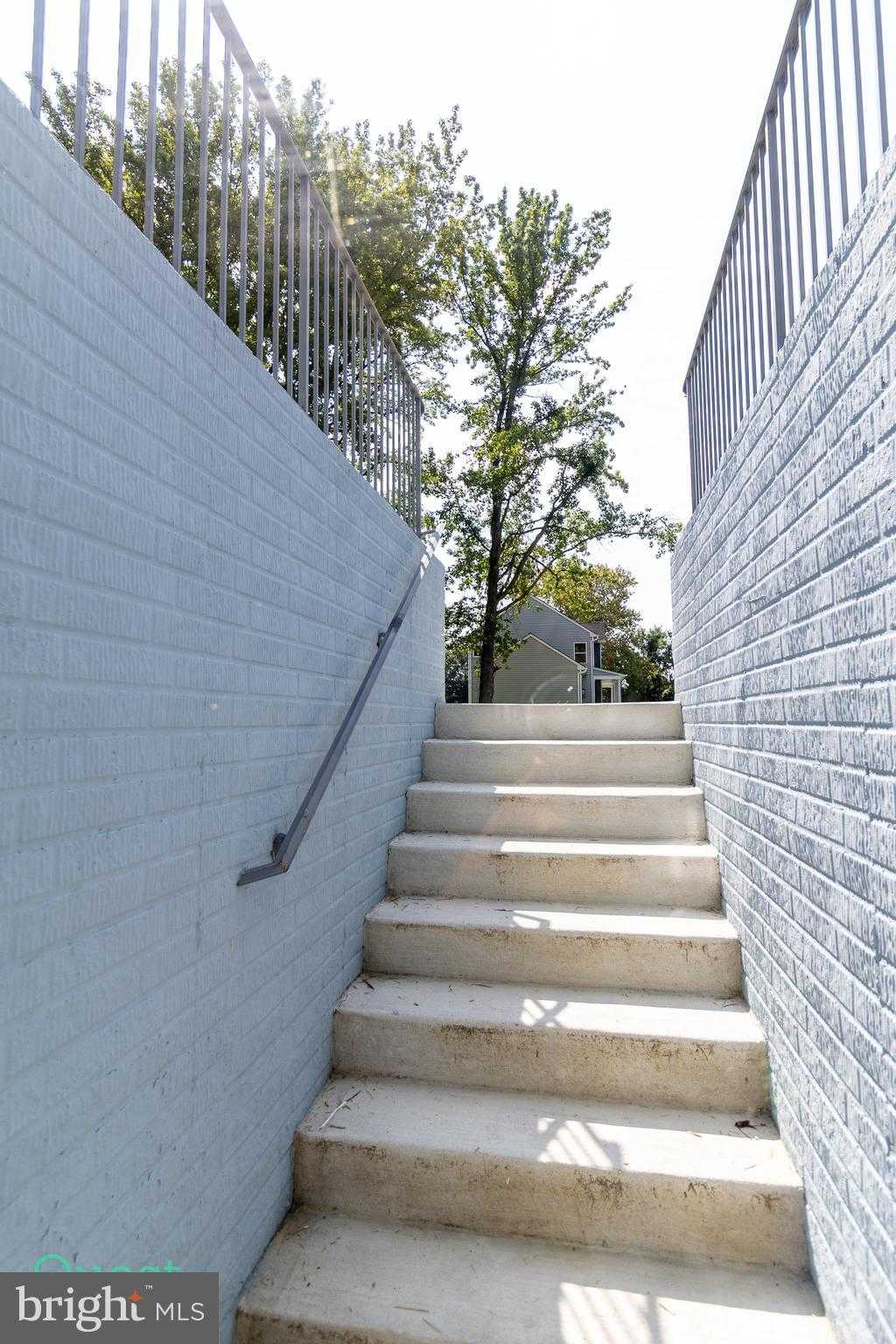 2113 Nuttal Ave photo 58