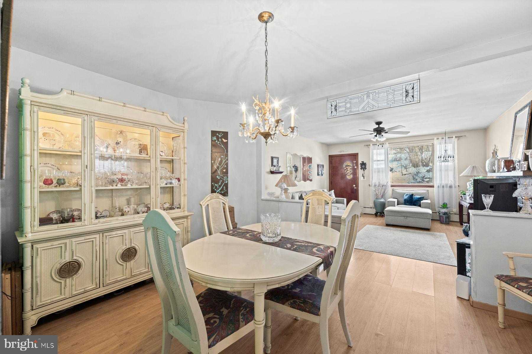 370 Paoli Ave photo 5