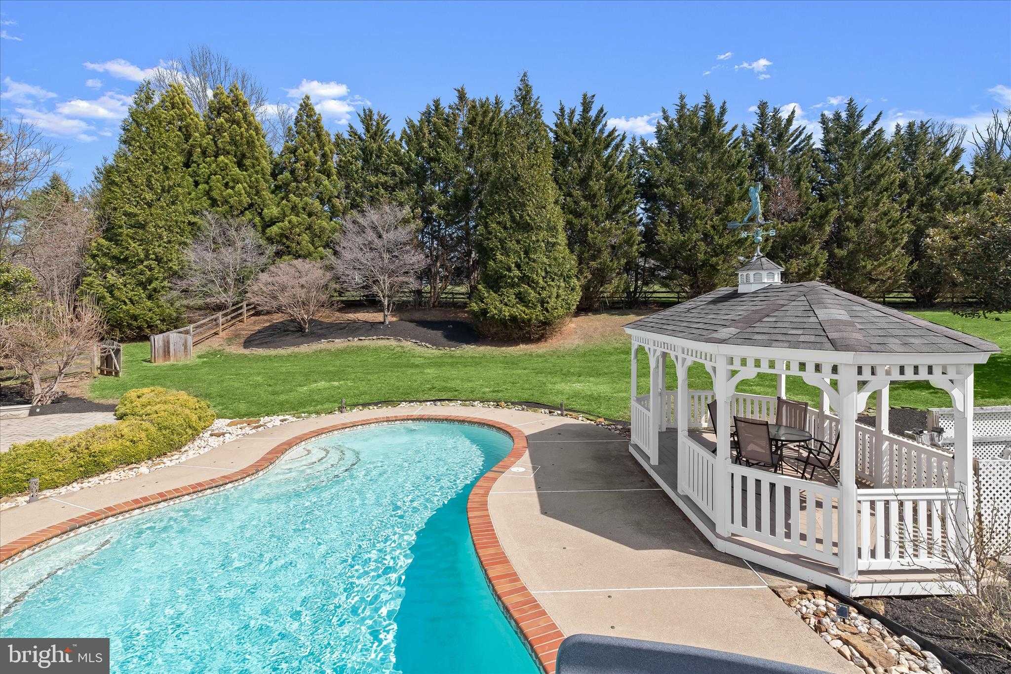 3210 Daisy Rd photo 72