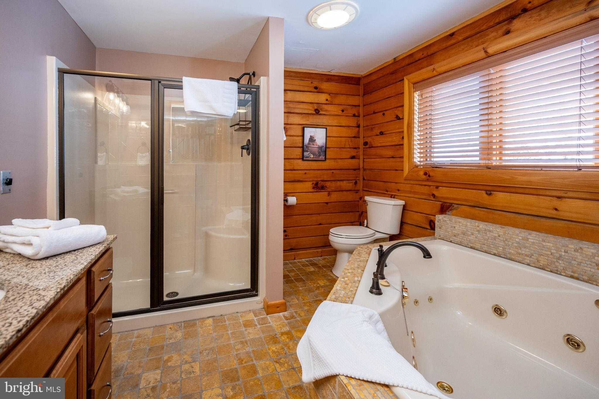 615 Sandy Shores Rd photo 34