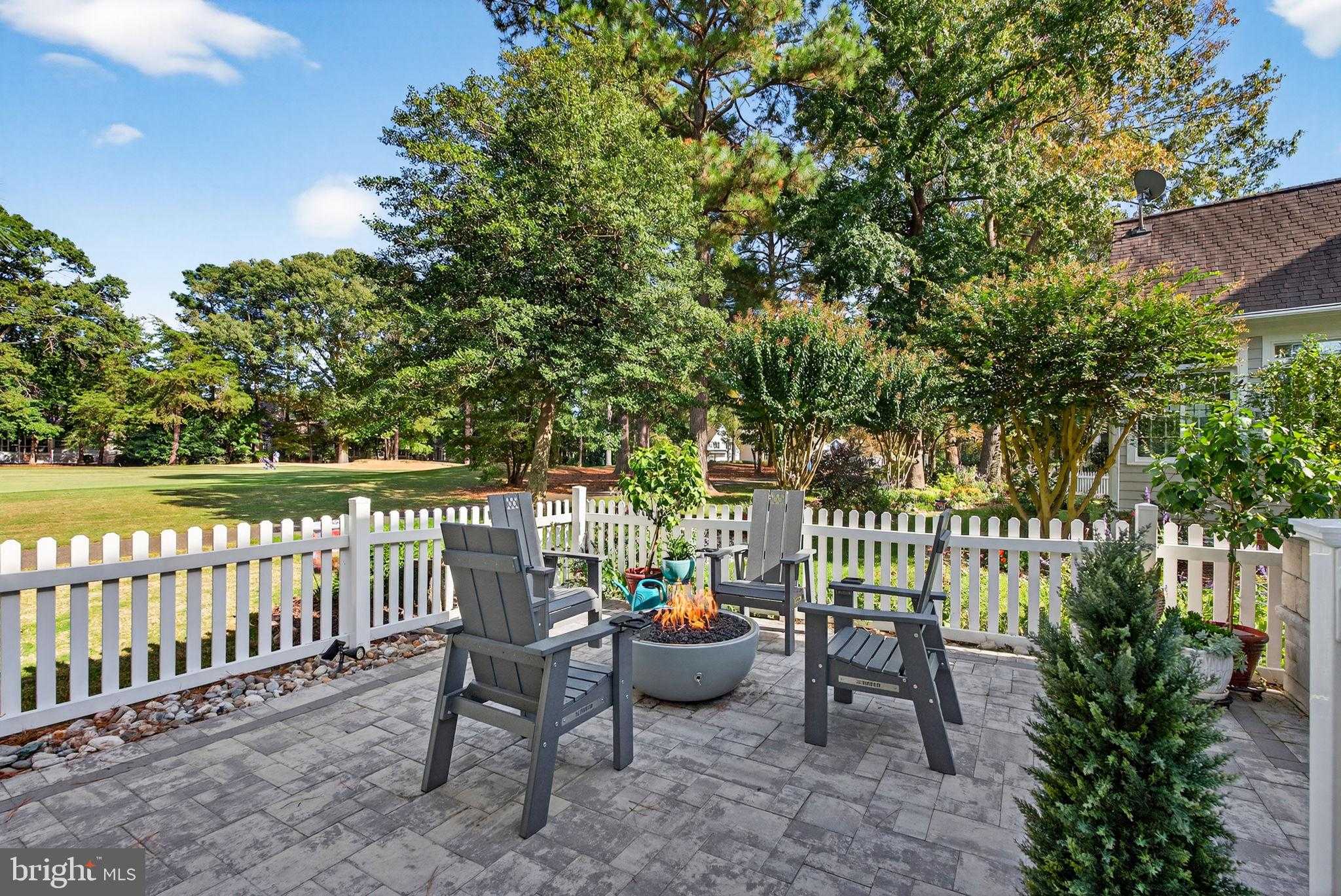 164 Highland photo 48