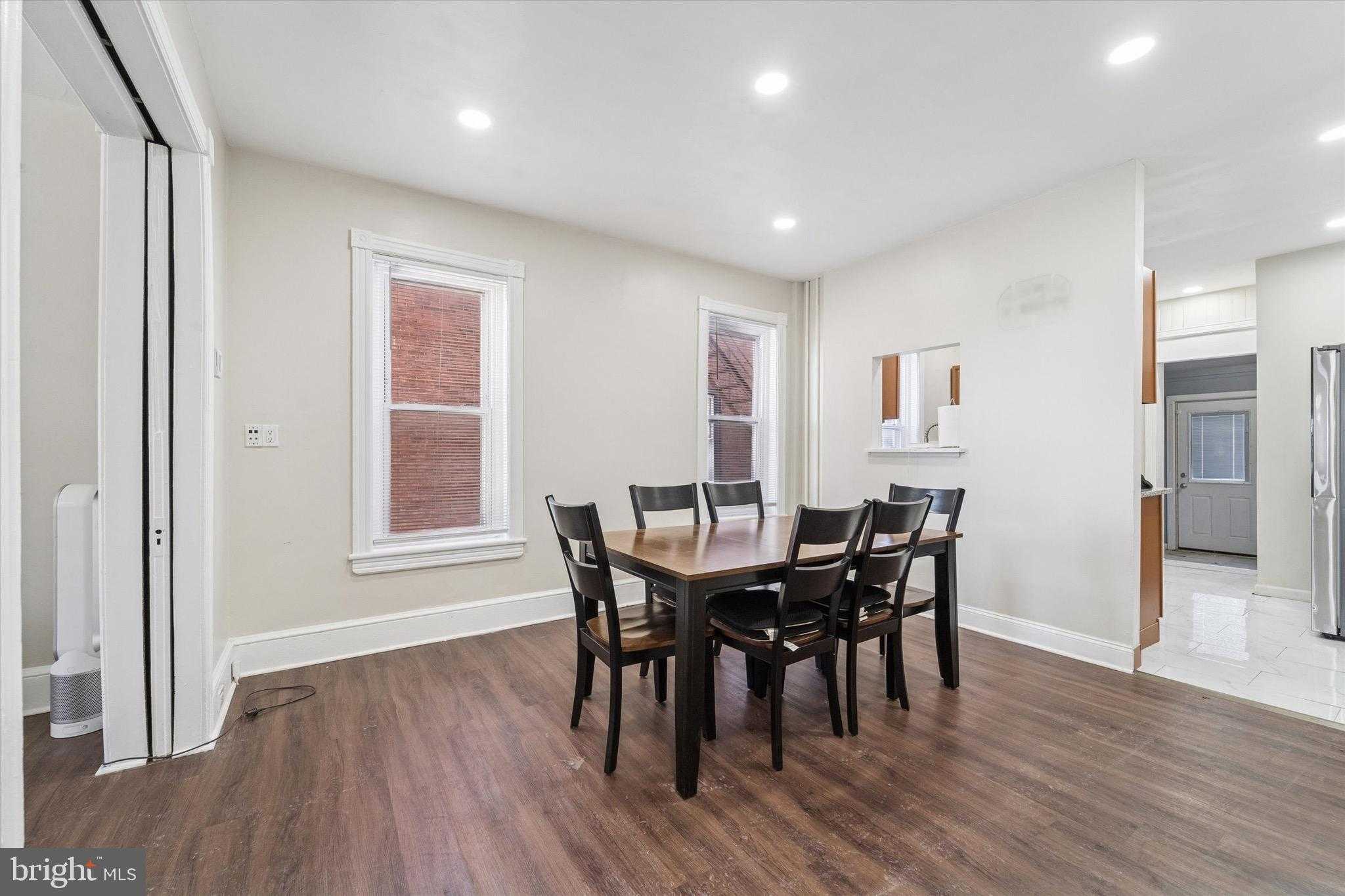 33 E Broadway Ave photo 6