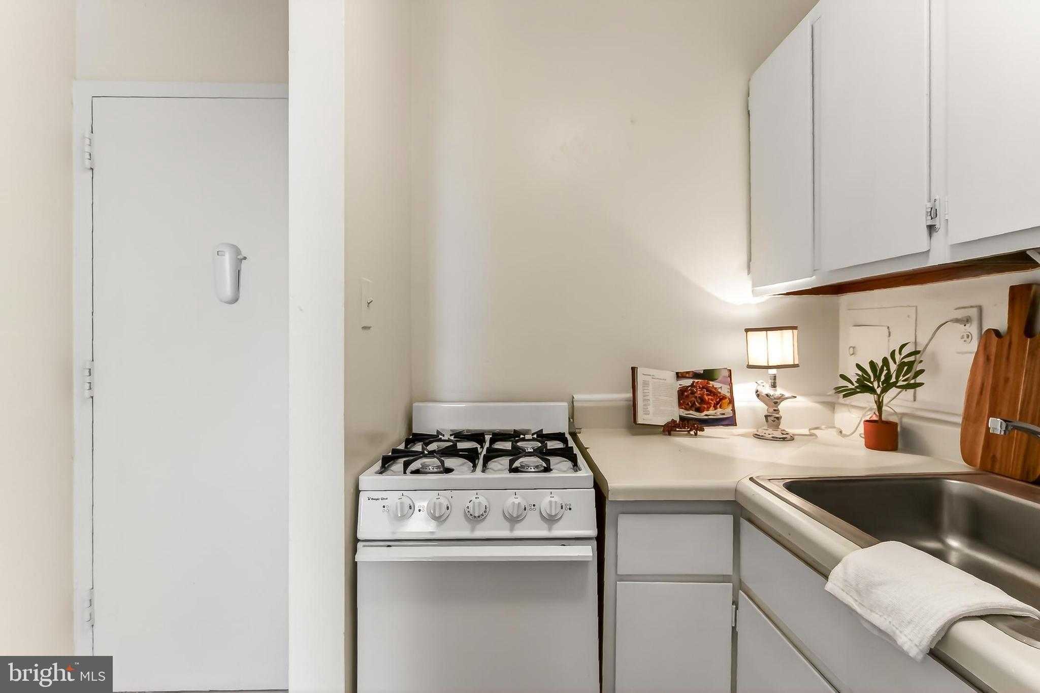 801 N Pitt St Ste 521 photo 8