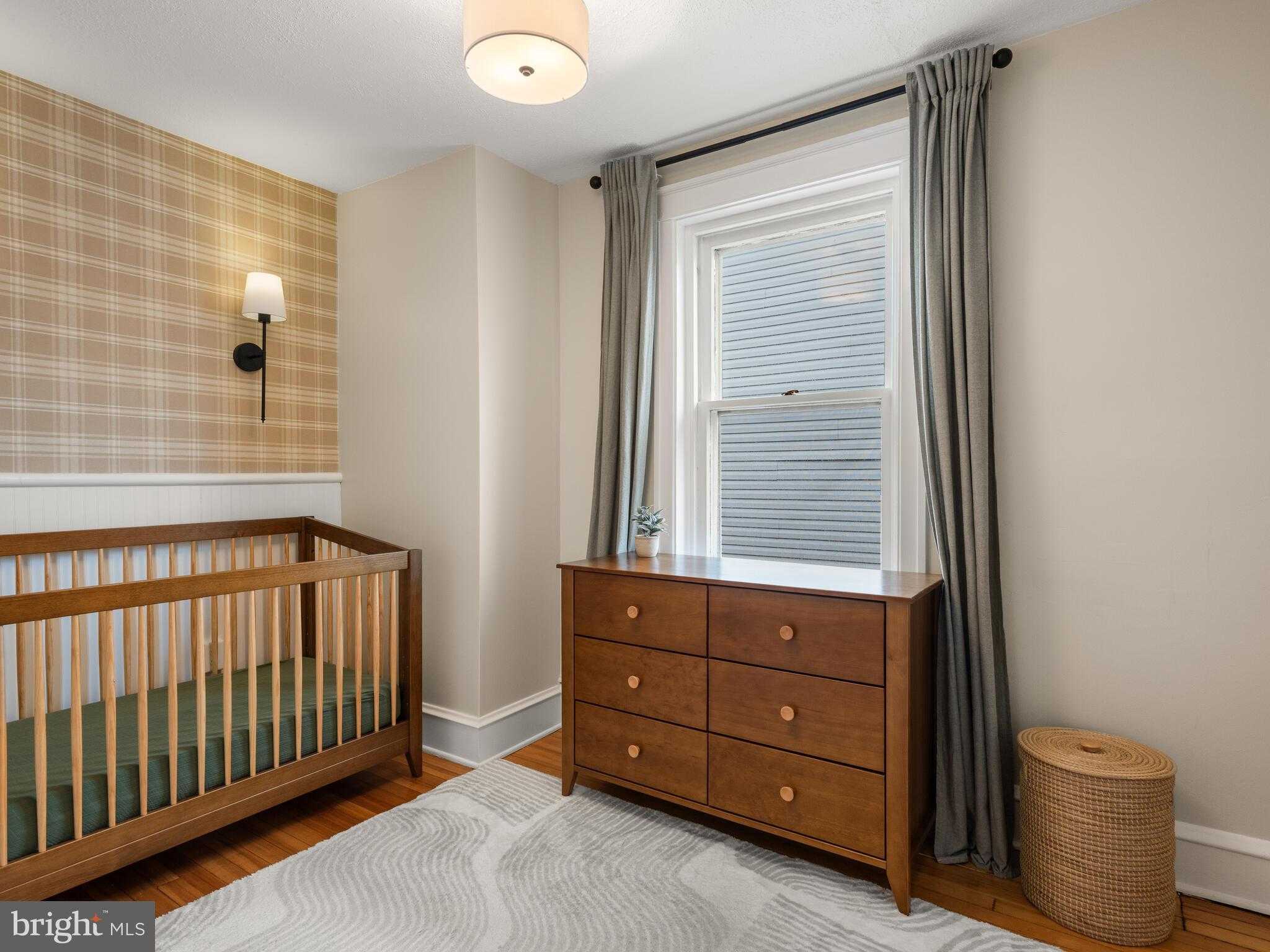 420 Dayton St photo 29