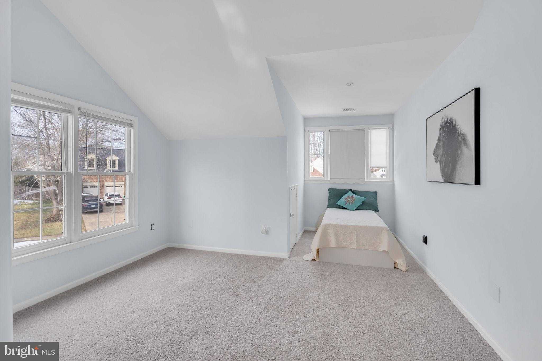 9315 Hallston CT photo 38