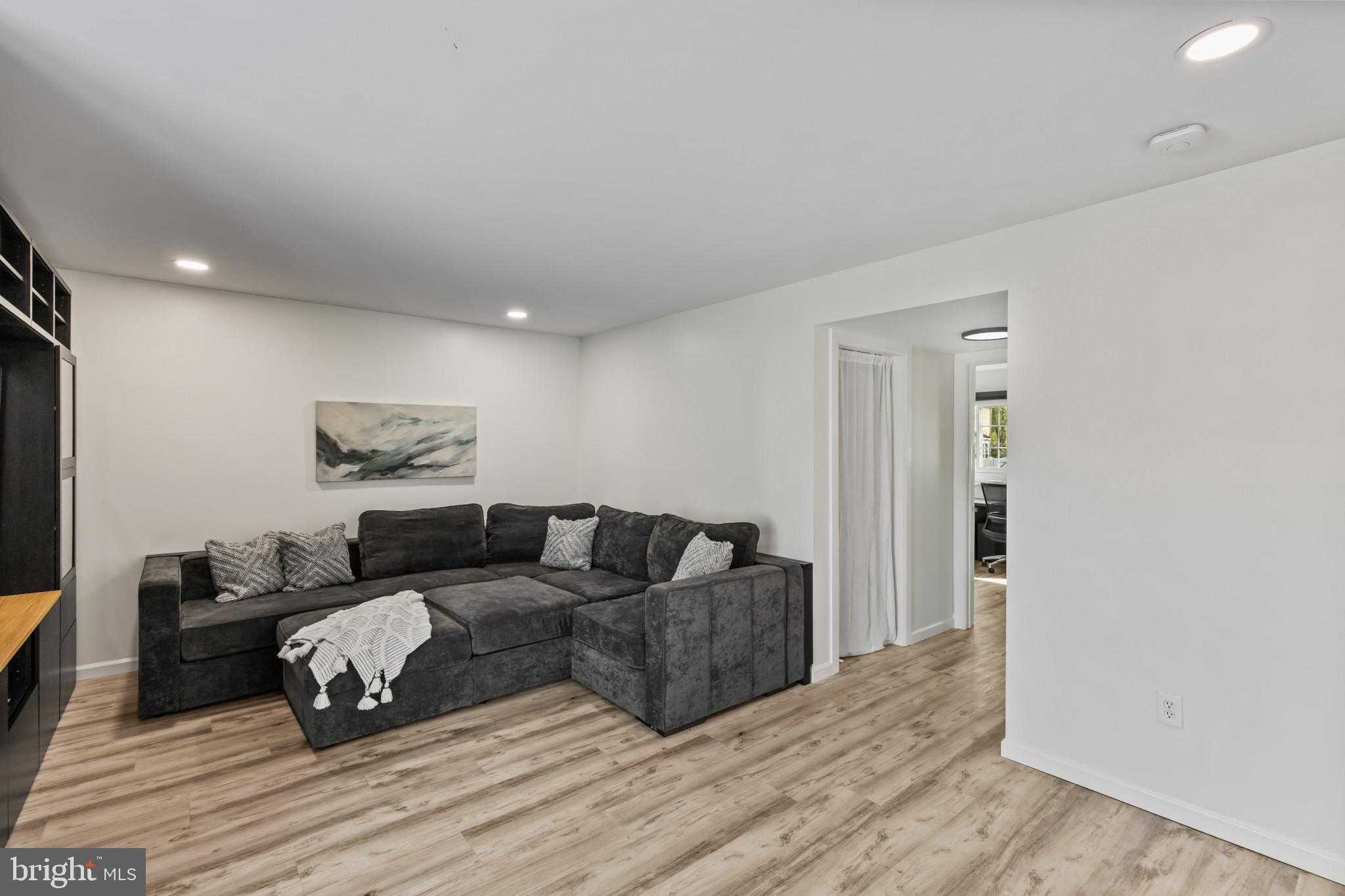 1889 Rutledge CT photo 24