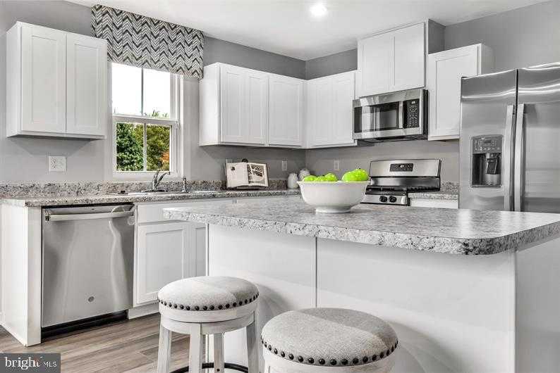 5 Margaret Way photo 3