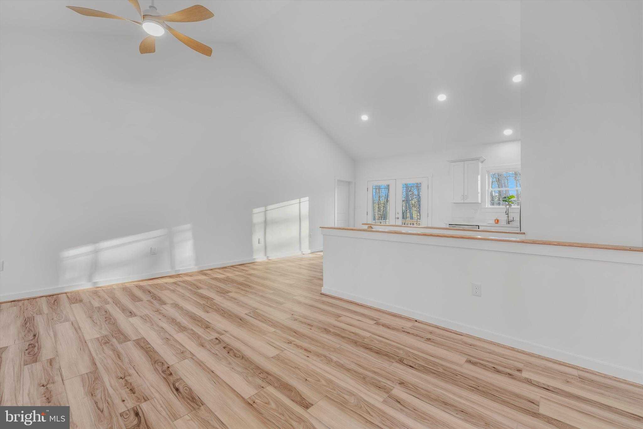 523 Oak Hill Rd photo 10