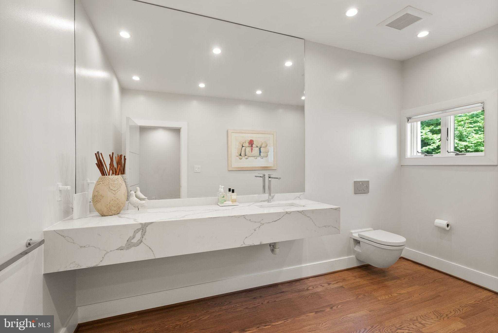 3100 N Monroe St photo 31