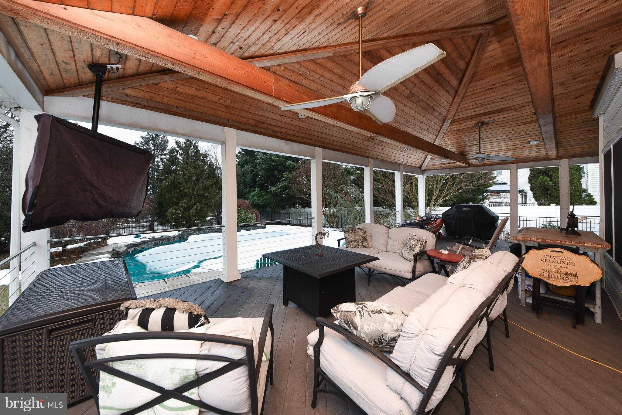 2053 Christina CT photo 46