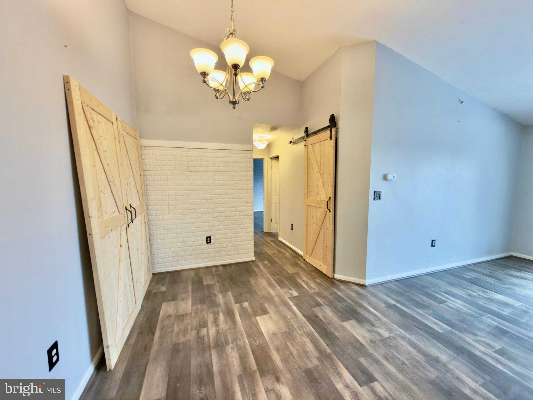 1210 Mist Wood CT Unit 302 photo 9