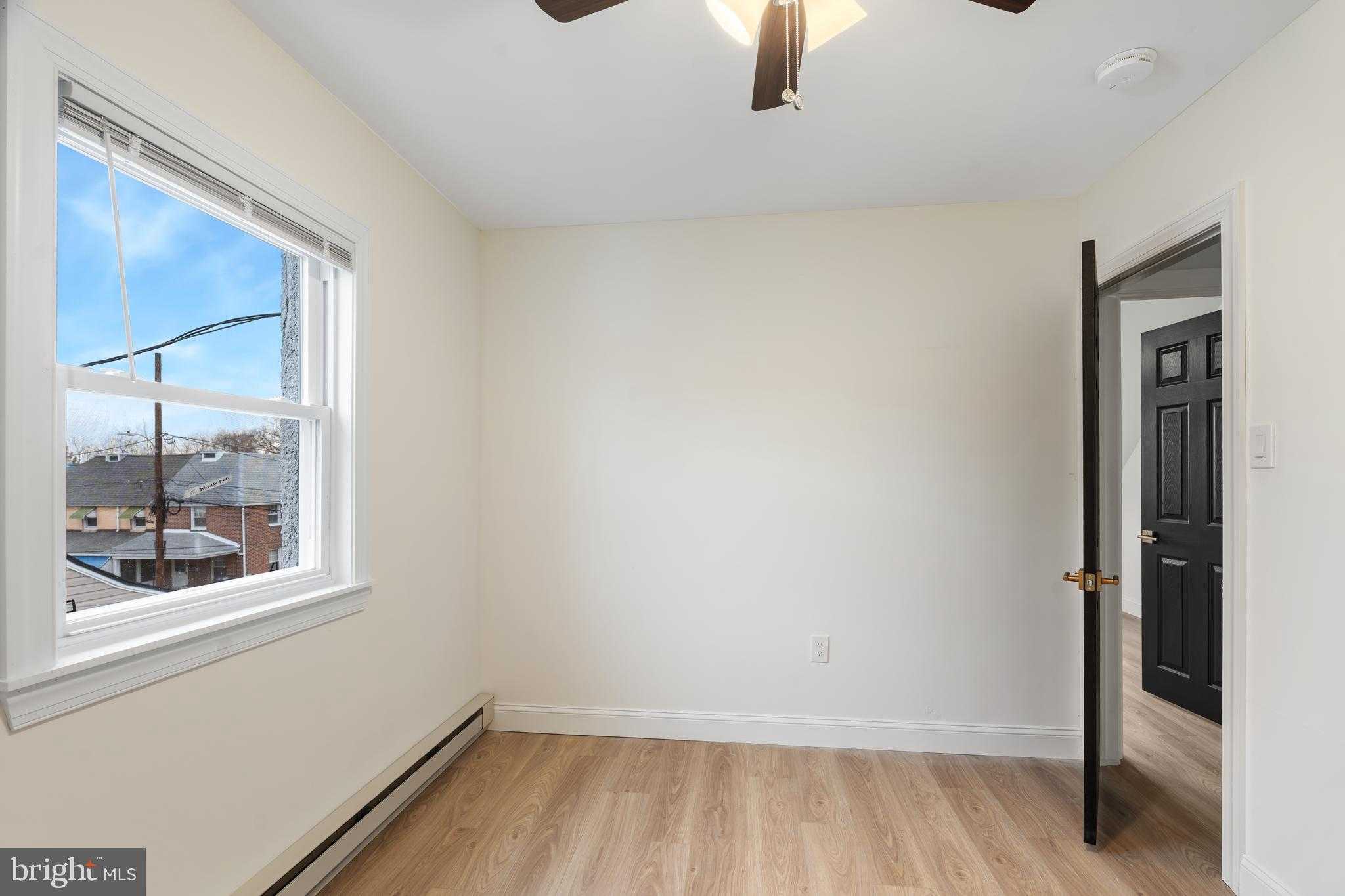 1118 Brown St photo 20