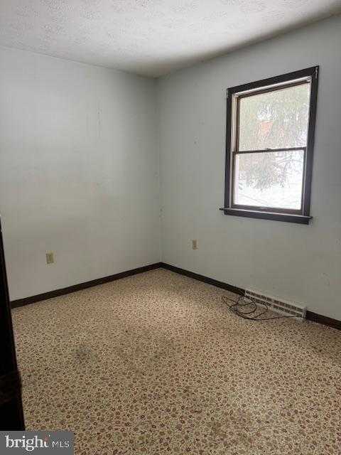 11 N Highland Ave photo 19